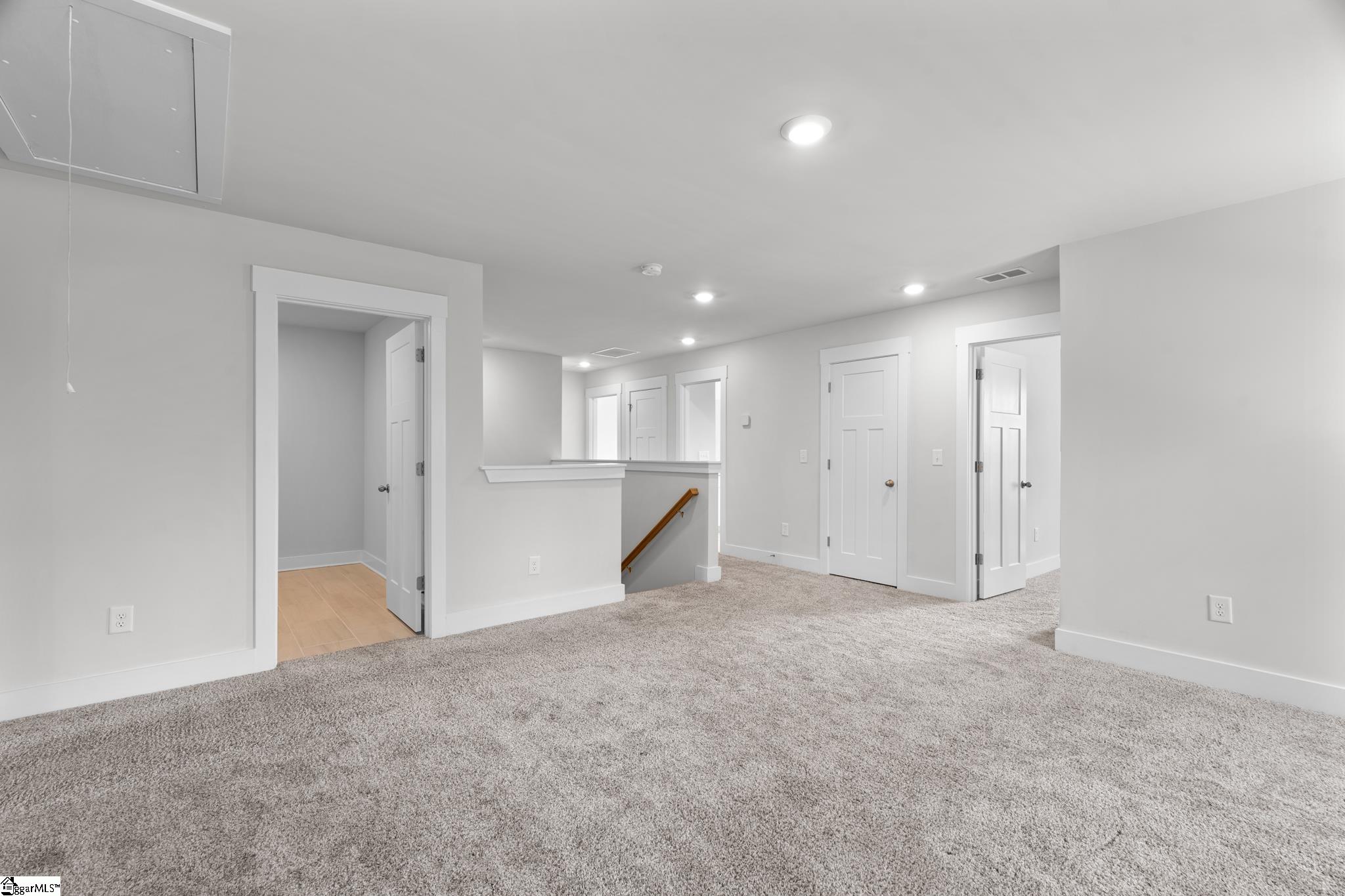 30 Shorncliffe Road Simpsonville, SC 29680