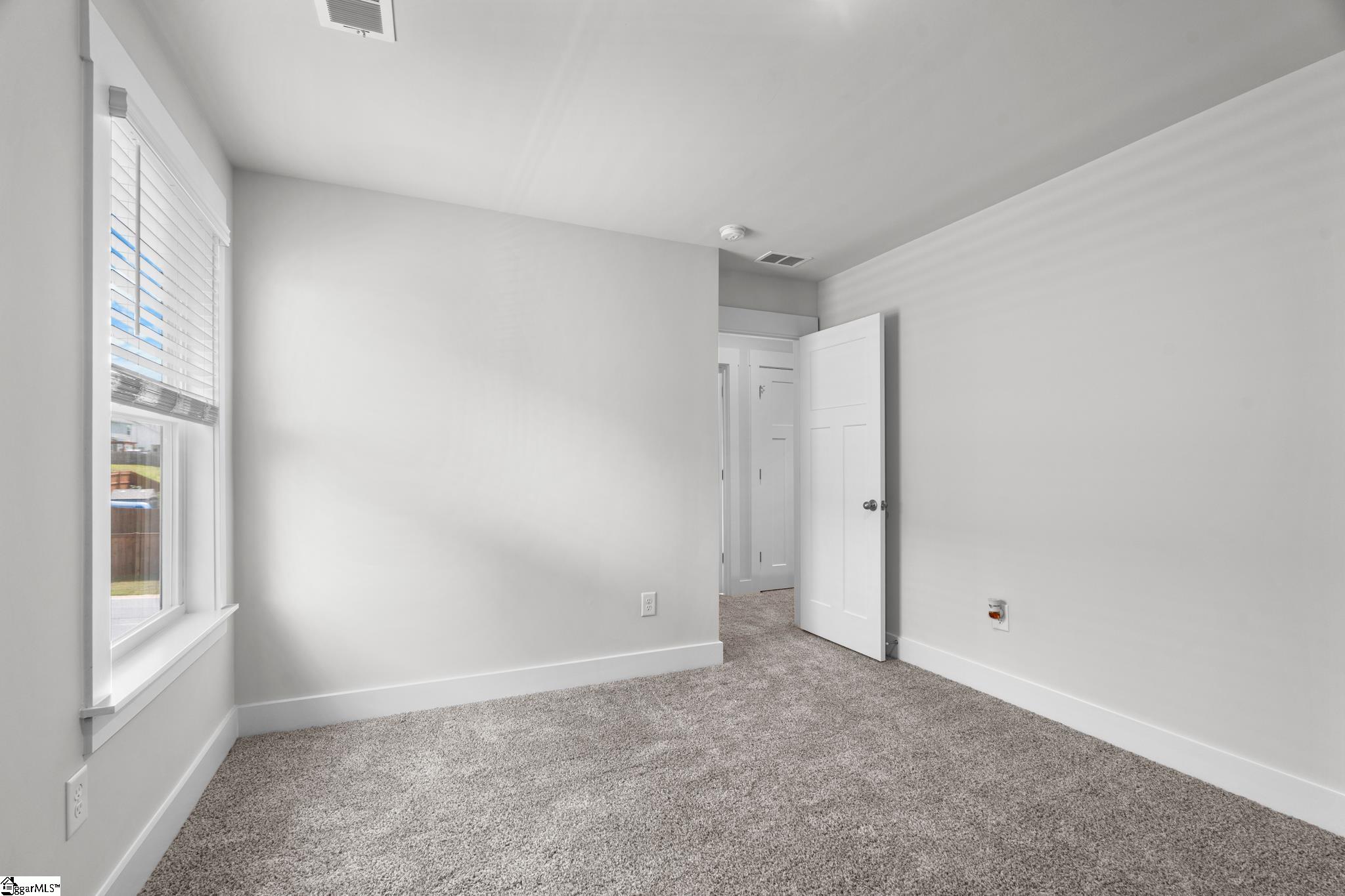 30 Shorncliffe Road Simpsonville, SC 29680