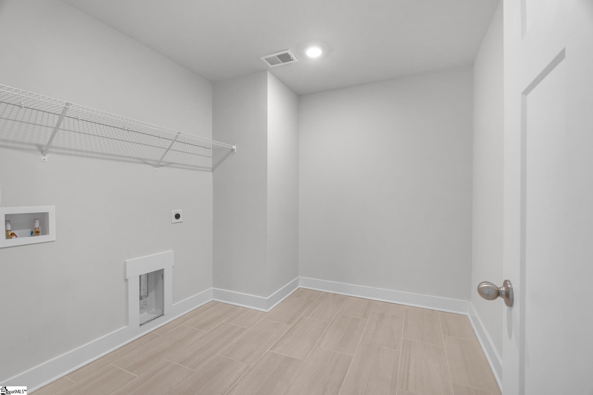 30 Shorncliffe Road Simpsonville, SC 29680