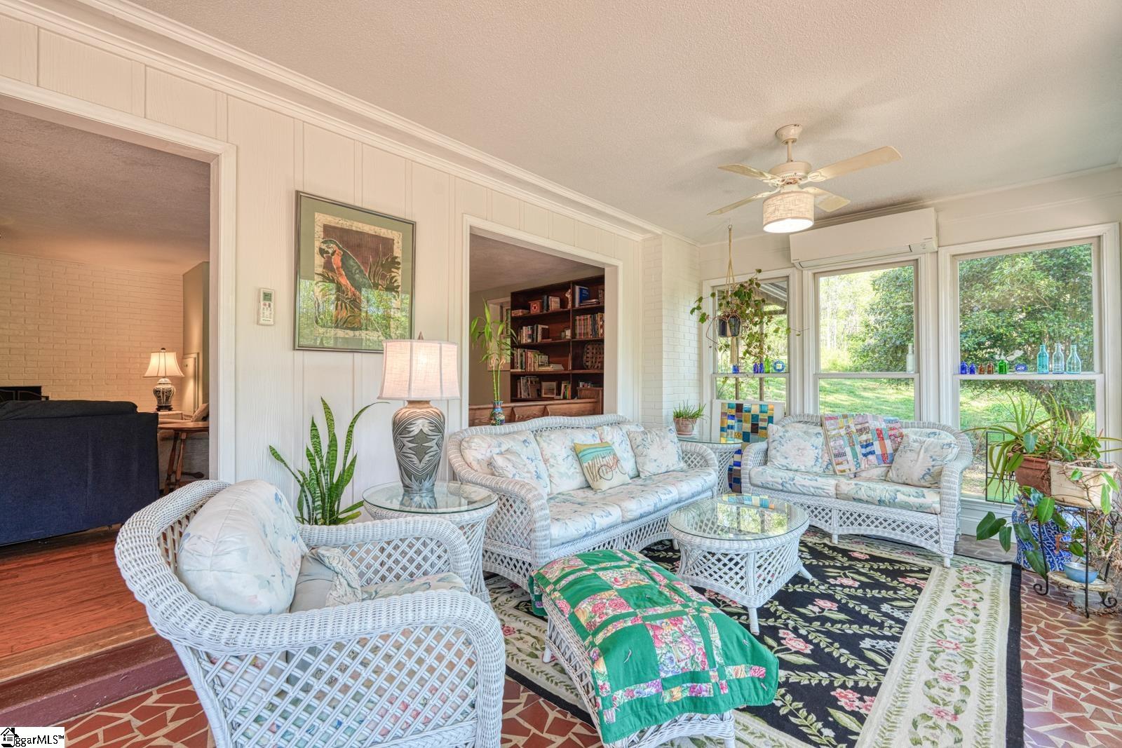 1212 Riveroak Road Inman, SC 29349