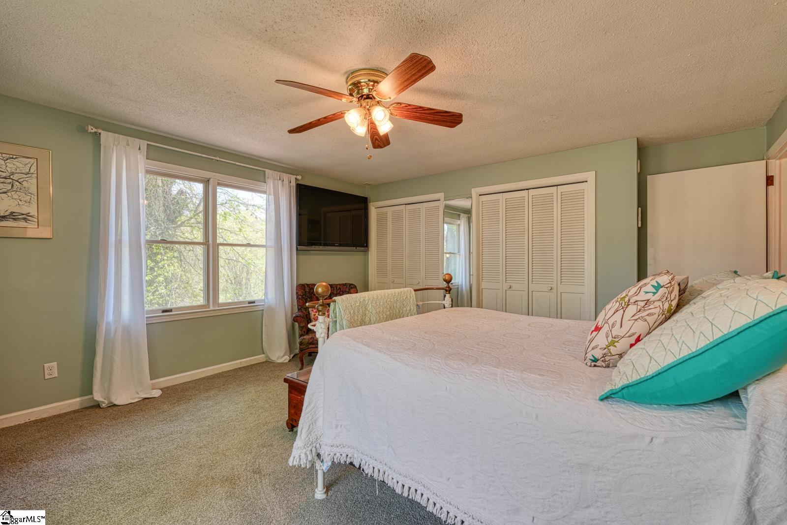 1212 Riveroak Road Inman, SC 29349