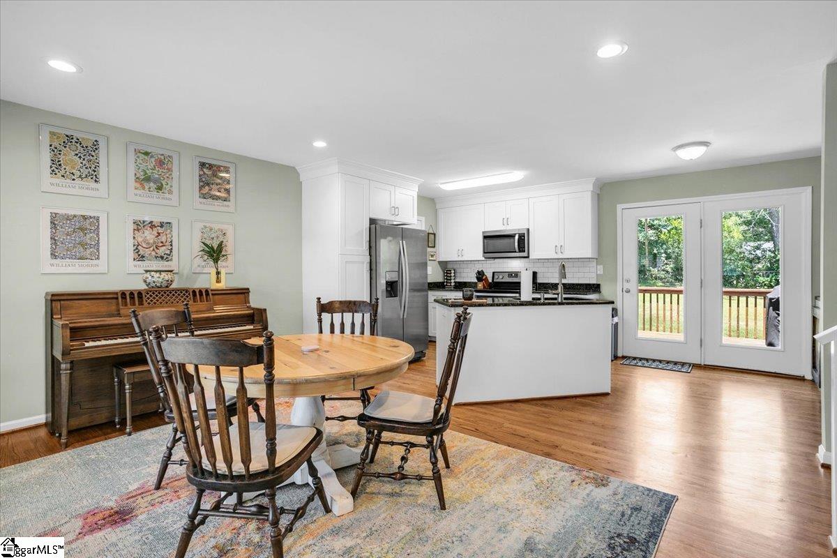 25 Amy Lane Taylors, SC 29687