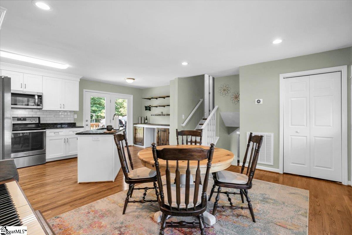25 Amy Lane Taylors, SC 29687