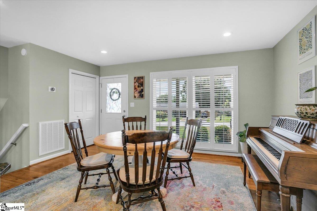 25 Amy Lane Taylors, SC 29687
