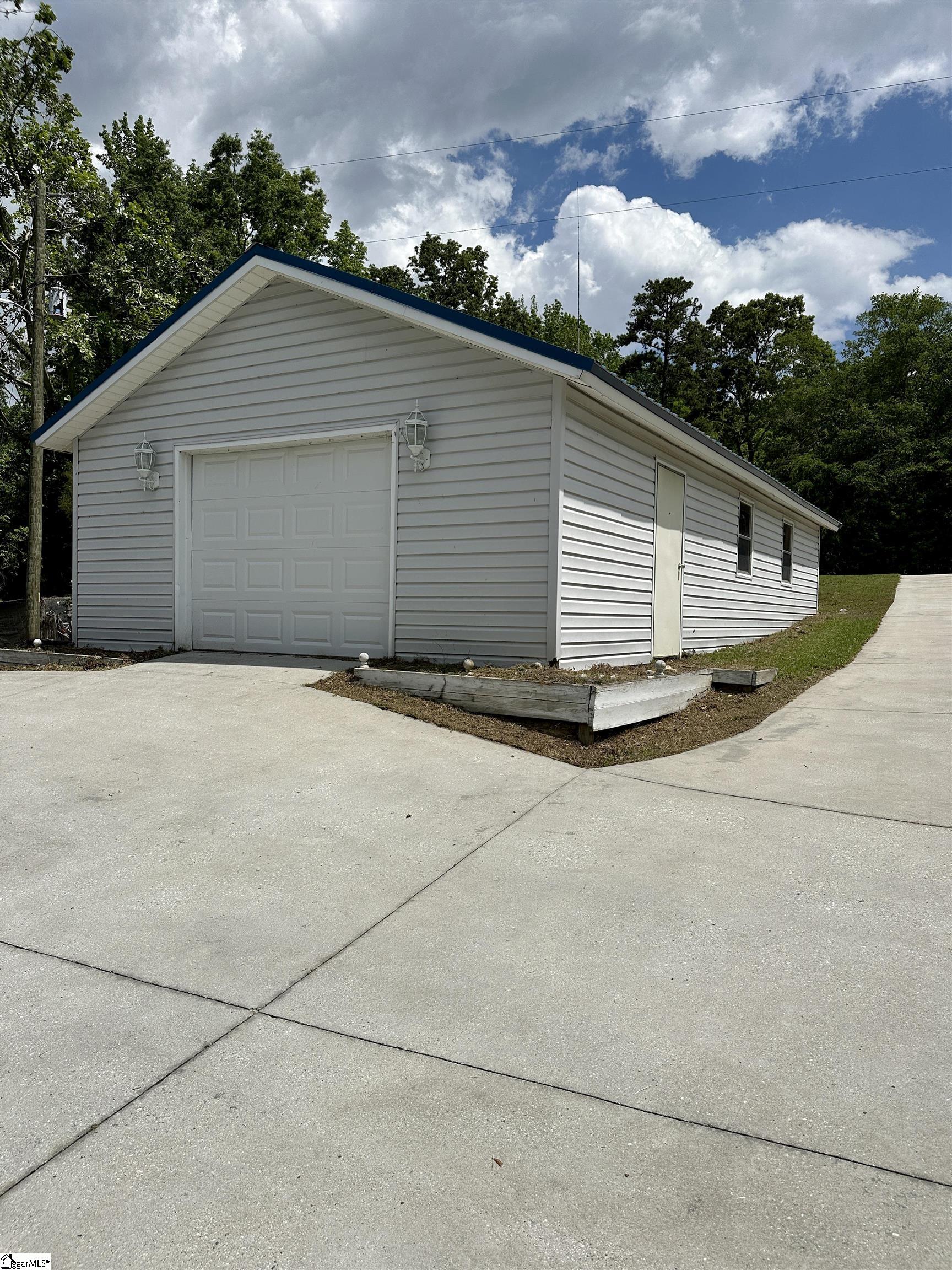 276 Lorretta Lane Waterloo, SC 29384