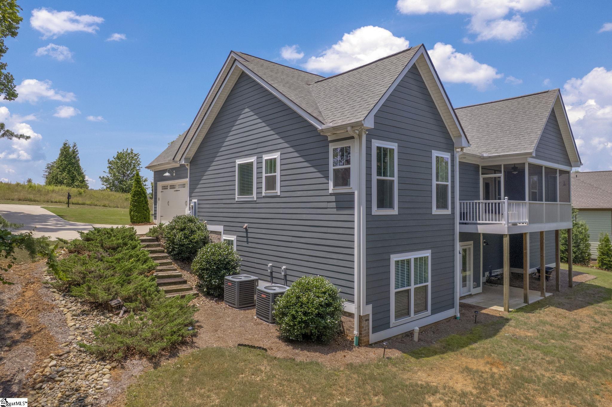 813 Olivine Court Chesnee, SC 29323