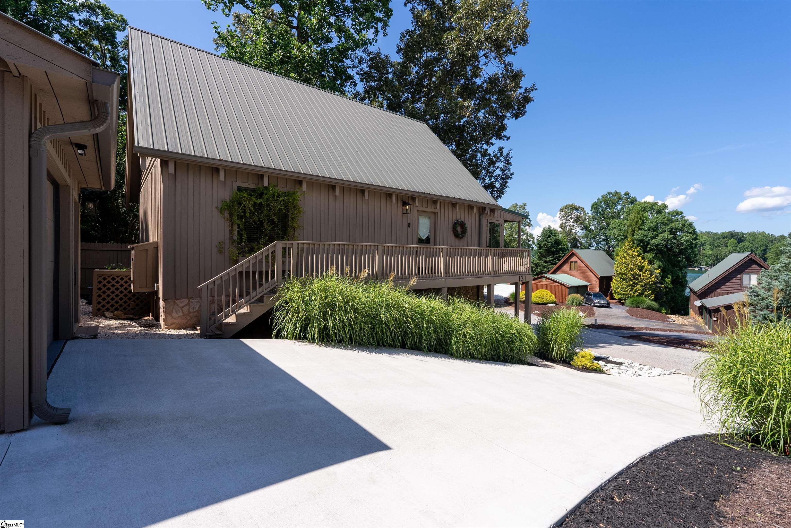 131 Briar Court Seneca, SC 29672