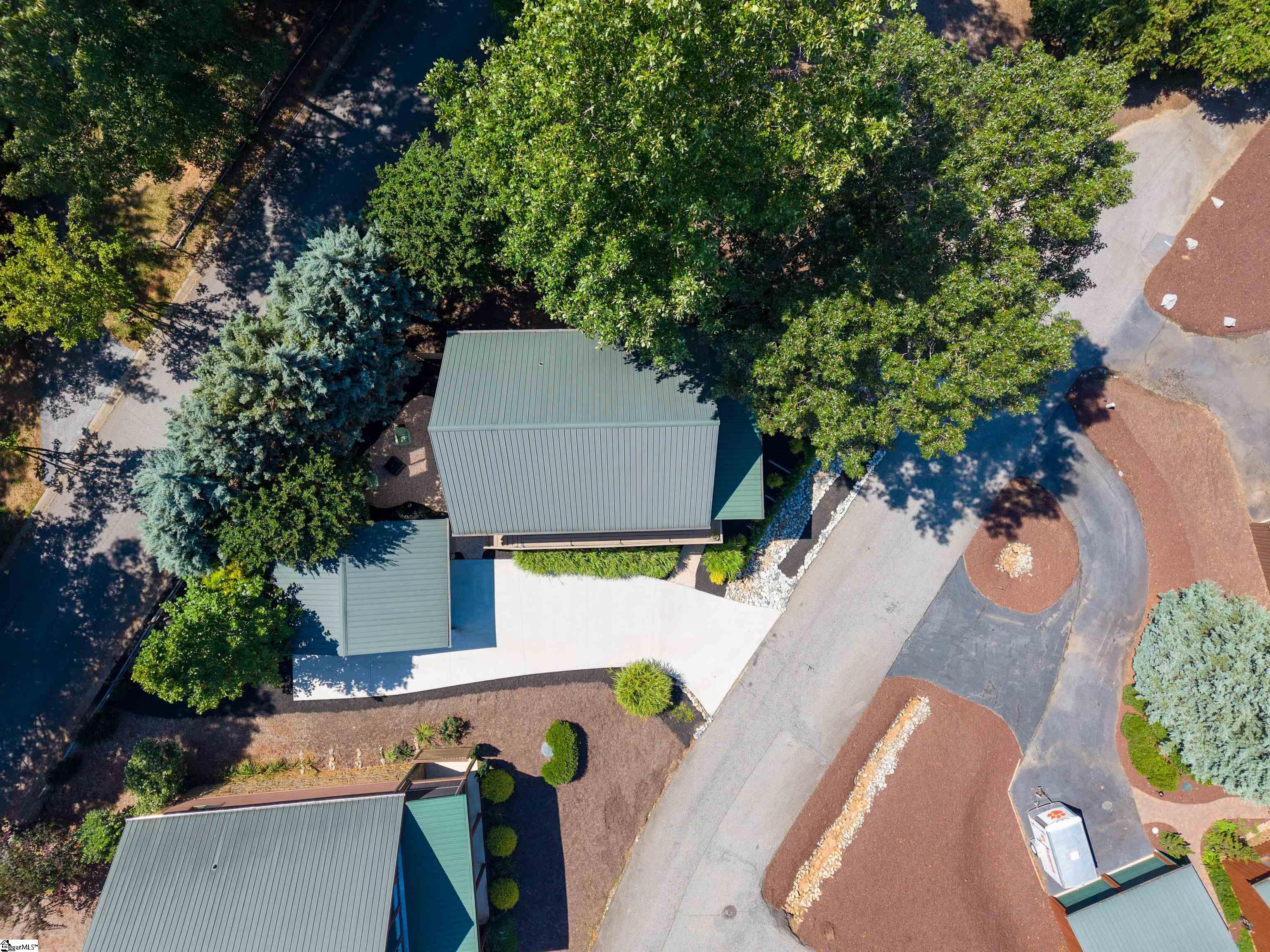 131 Briar Court Seneca, SC 29672
