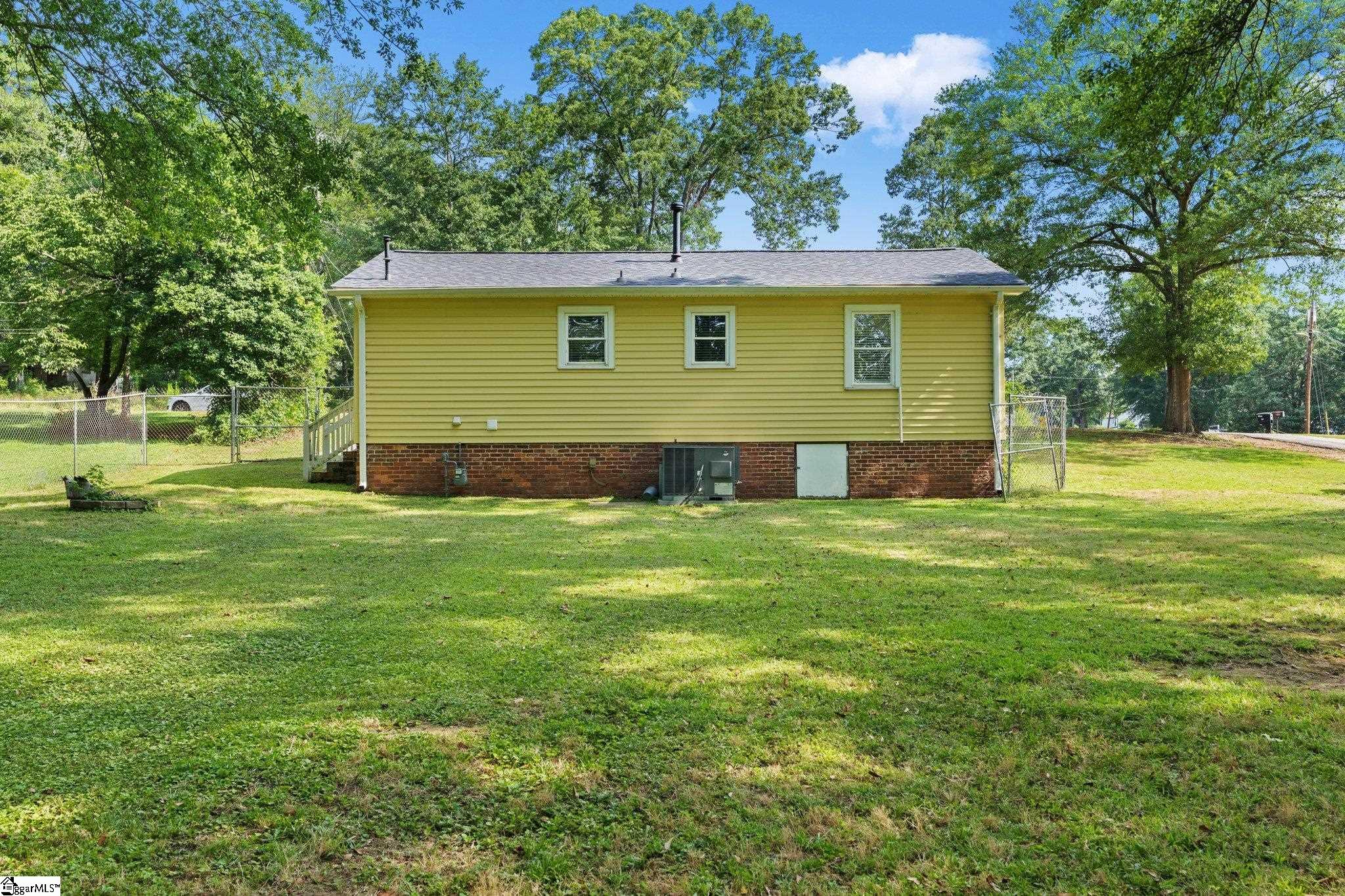 303 Boyd Avenue Simpsonville, SC 29681