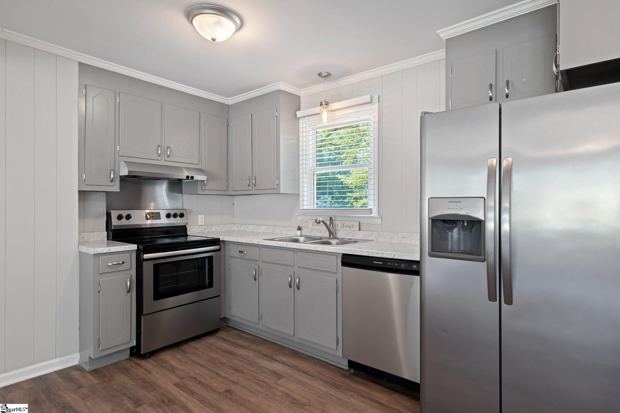 303 Boyd Avenue Simpsonville, SC 29681
