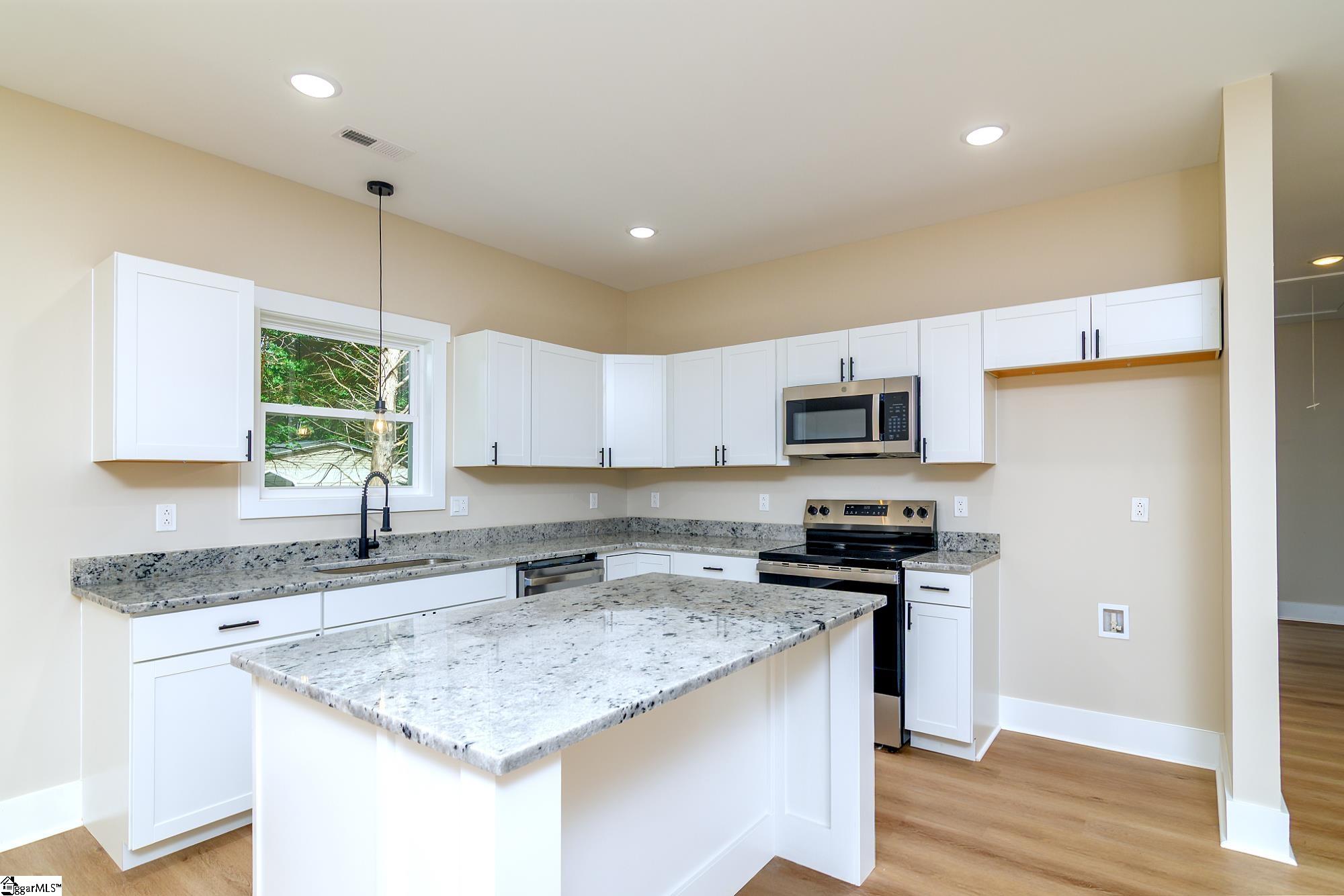 125 2nd Street Greenville, SC 29605