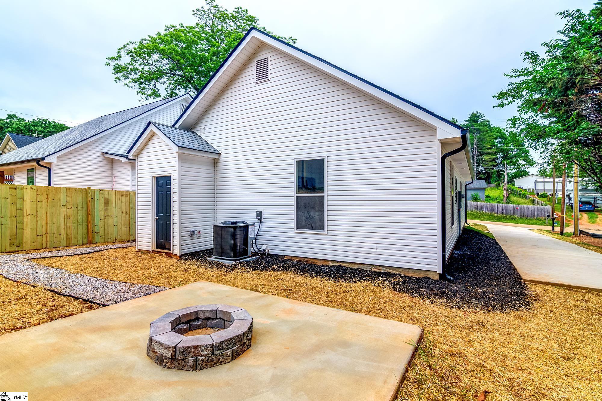 125 2nd Street Greenville, SC 29605