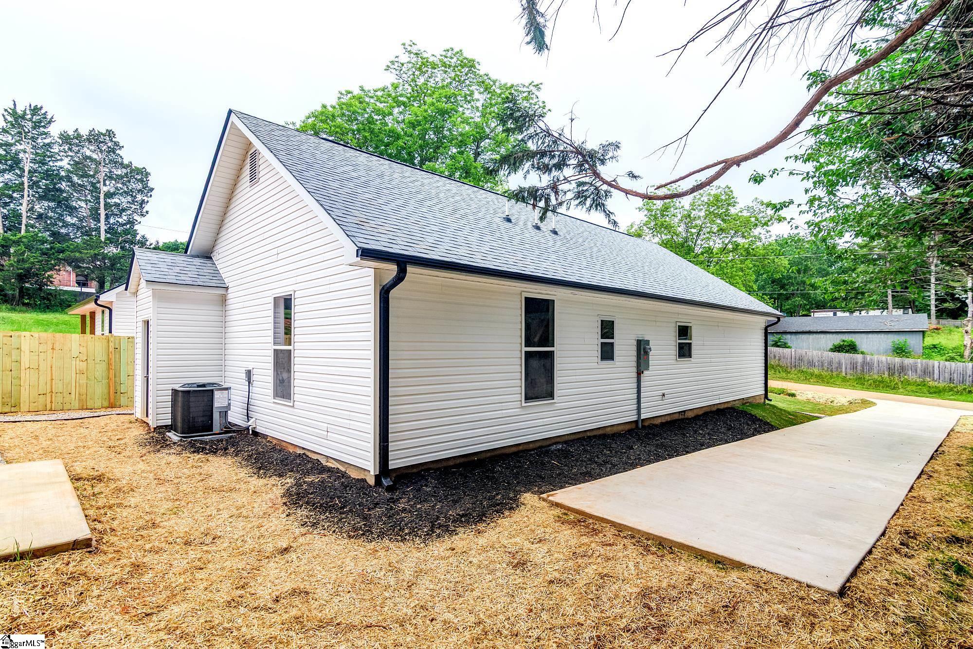 125 2nd Street Greenville, SC 29605