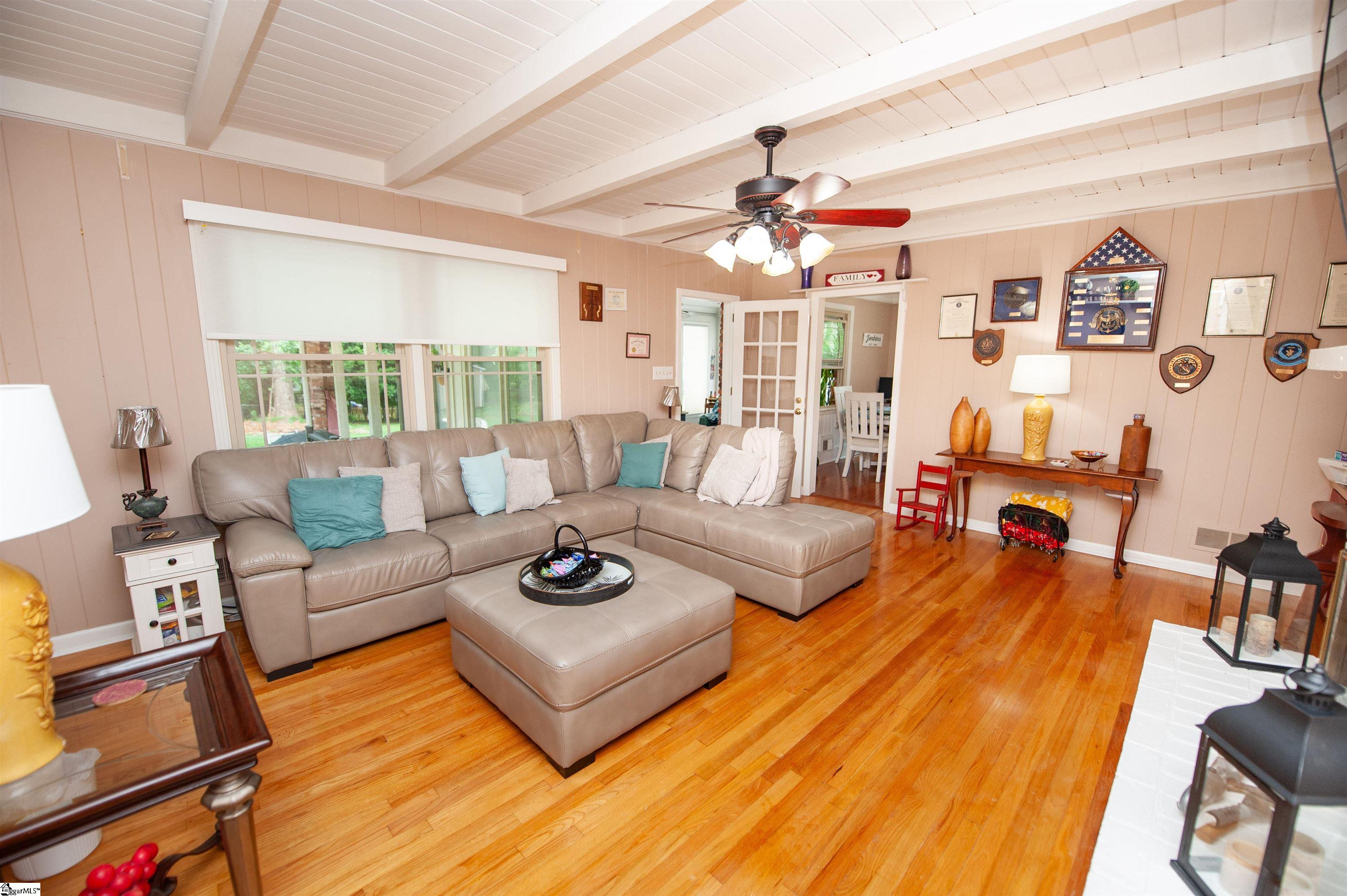 147 Hillbrook Drive Spartanburg, SC 29307