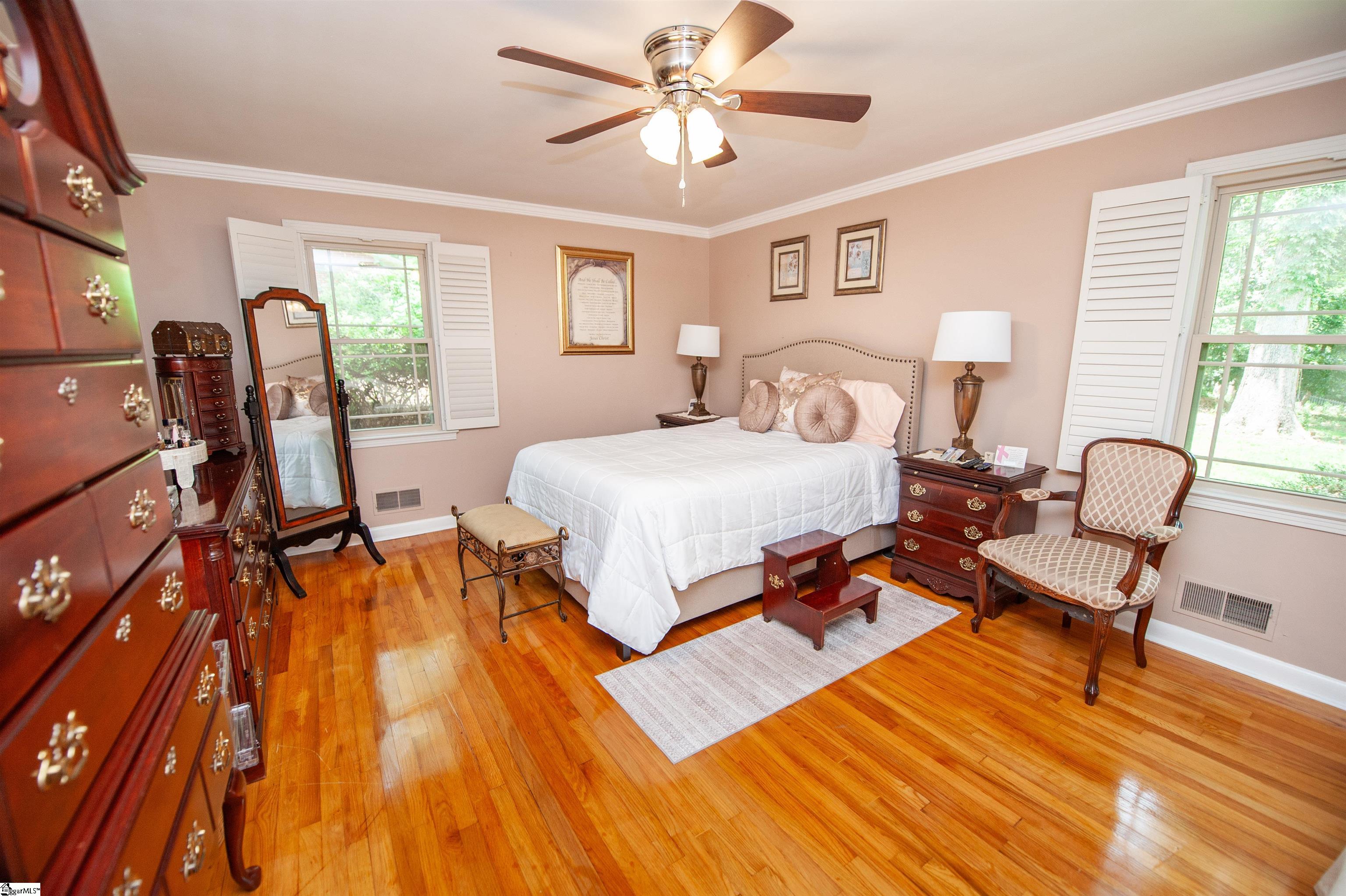 147 Hillbrook Drive Spartanburg, SC 29307
