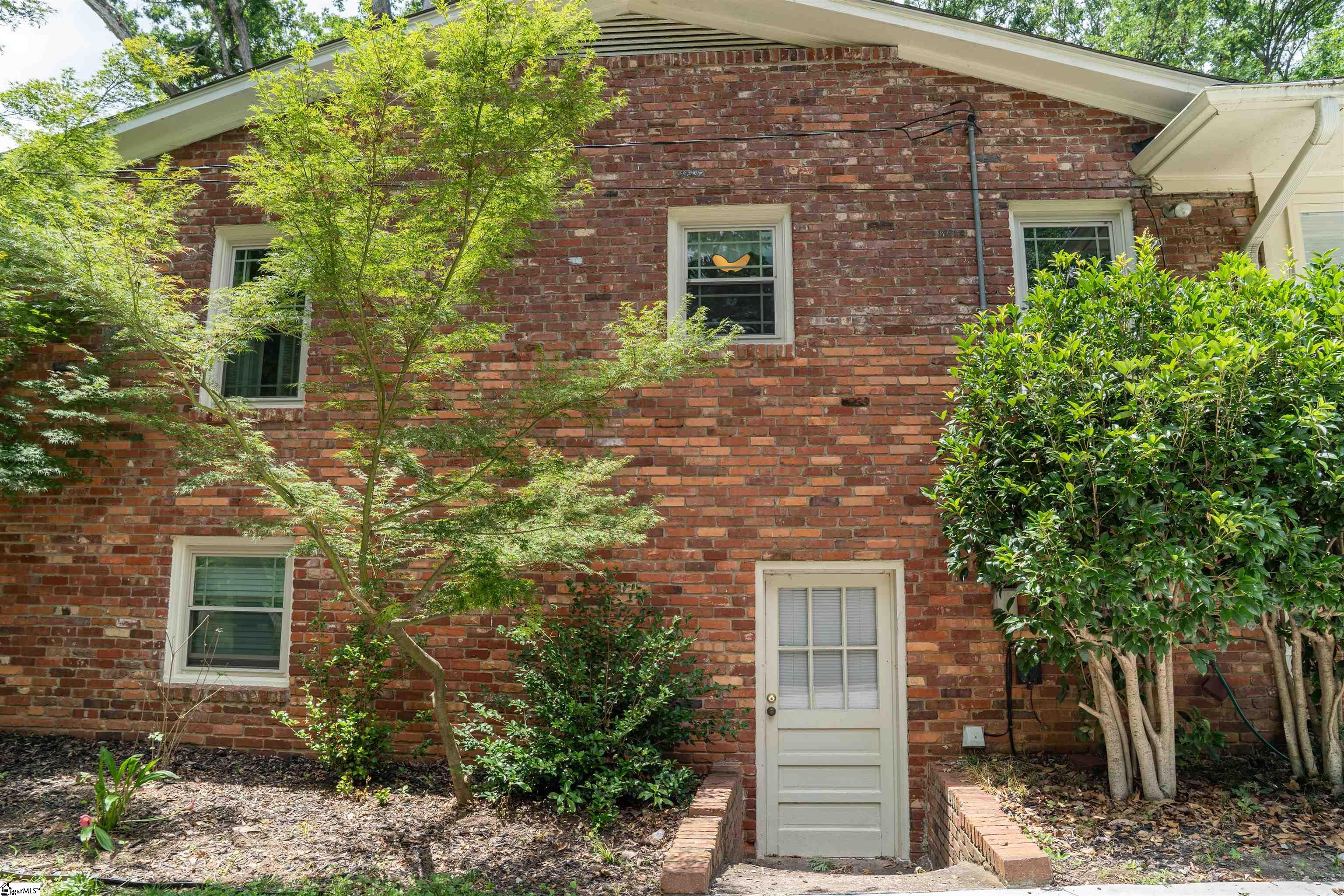 147 Hillbrook Drive Spartanburg, SC 29307