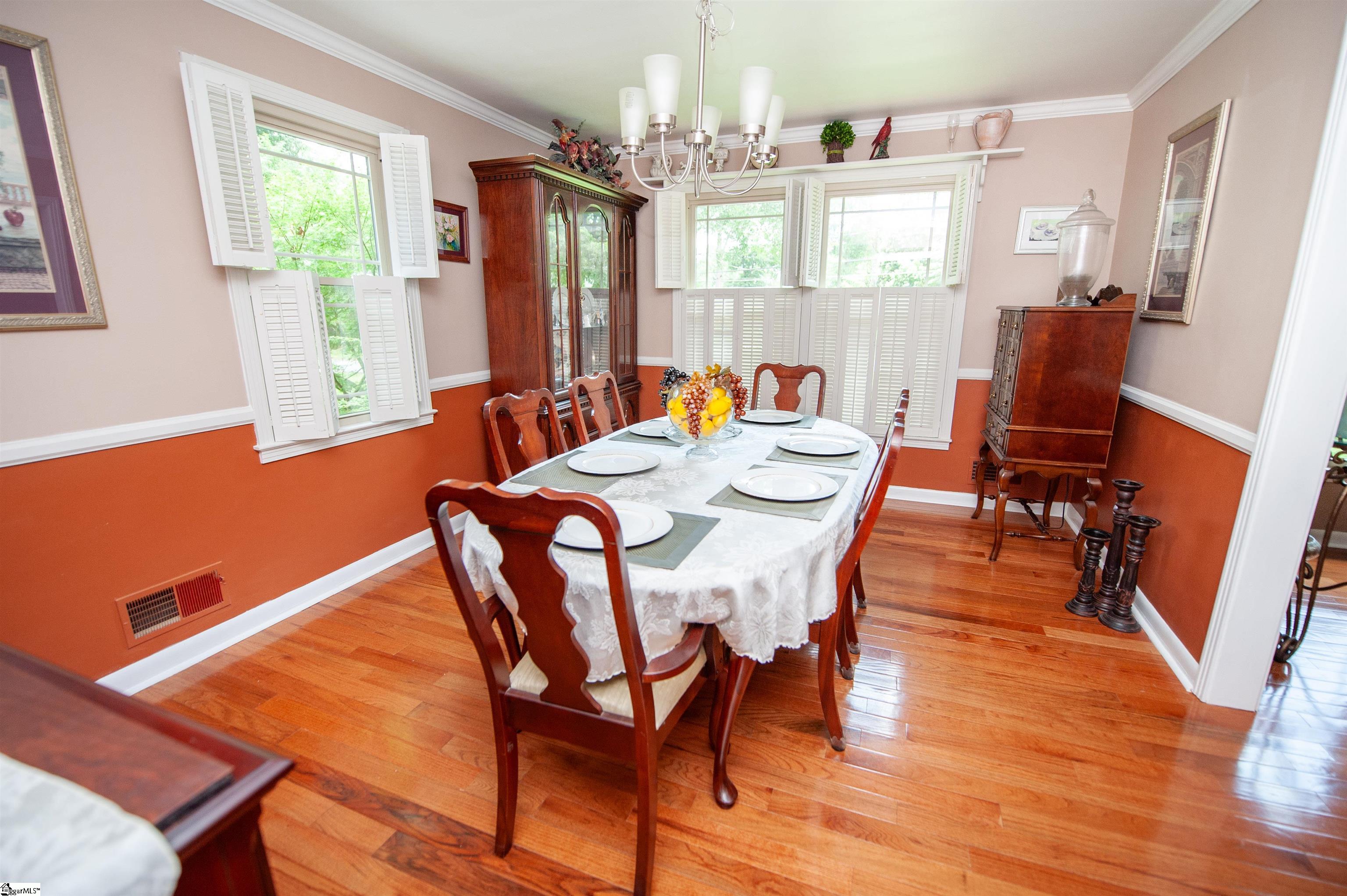147 Hillbrook Drive Spartanburg, SC 29307