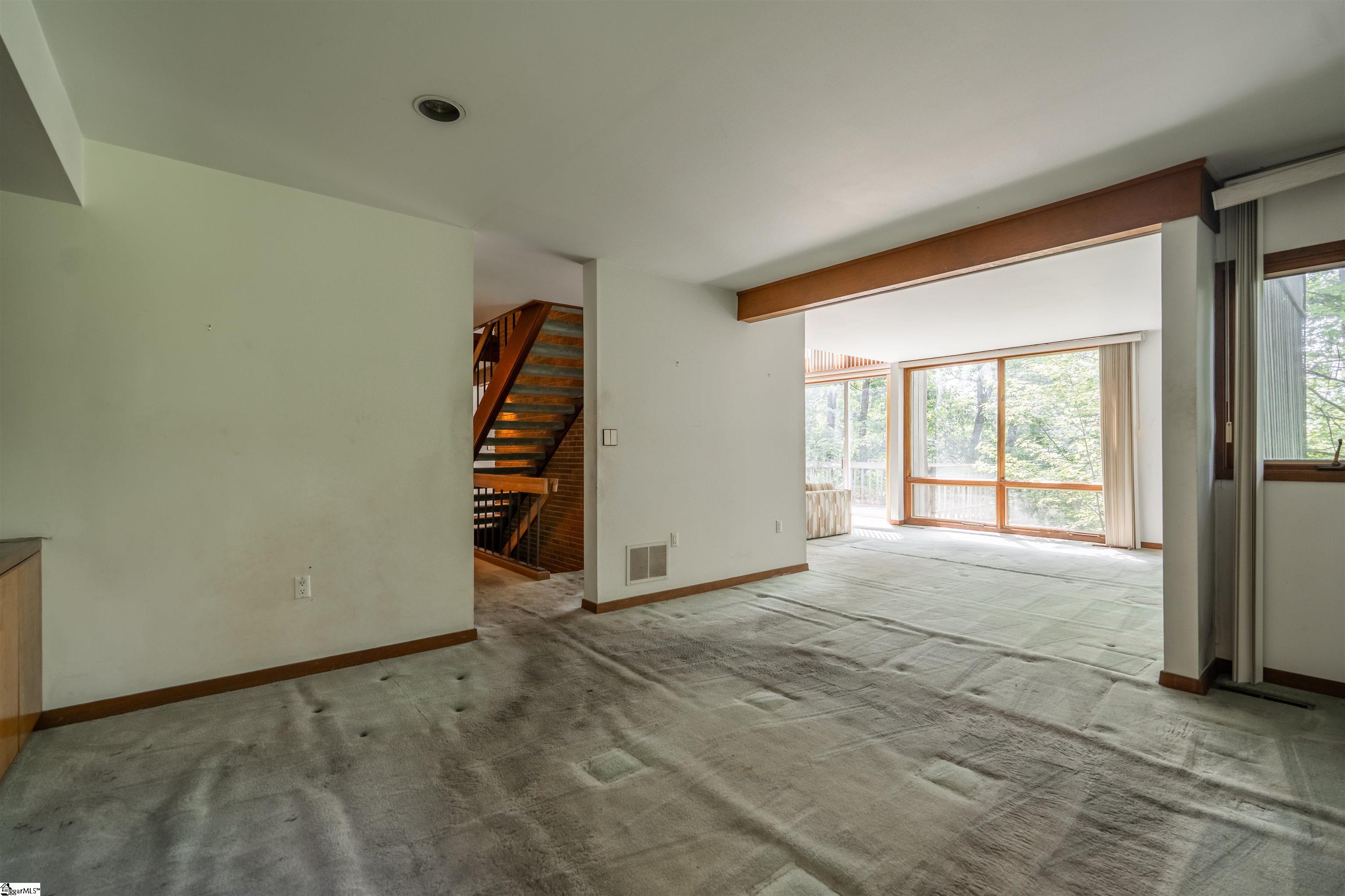 401 Audubon Road Greenville, SC 29609