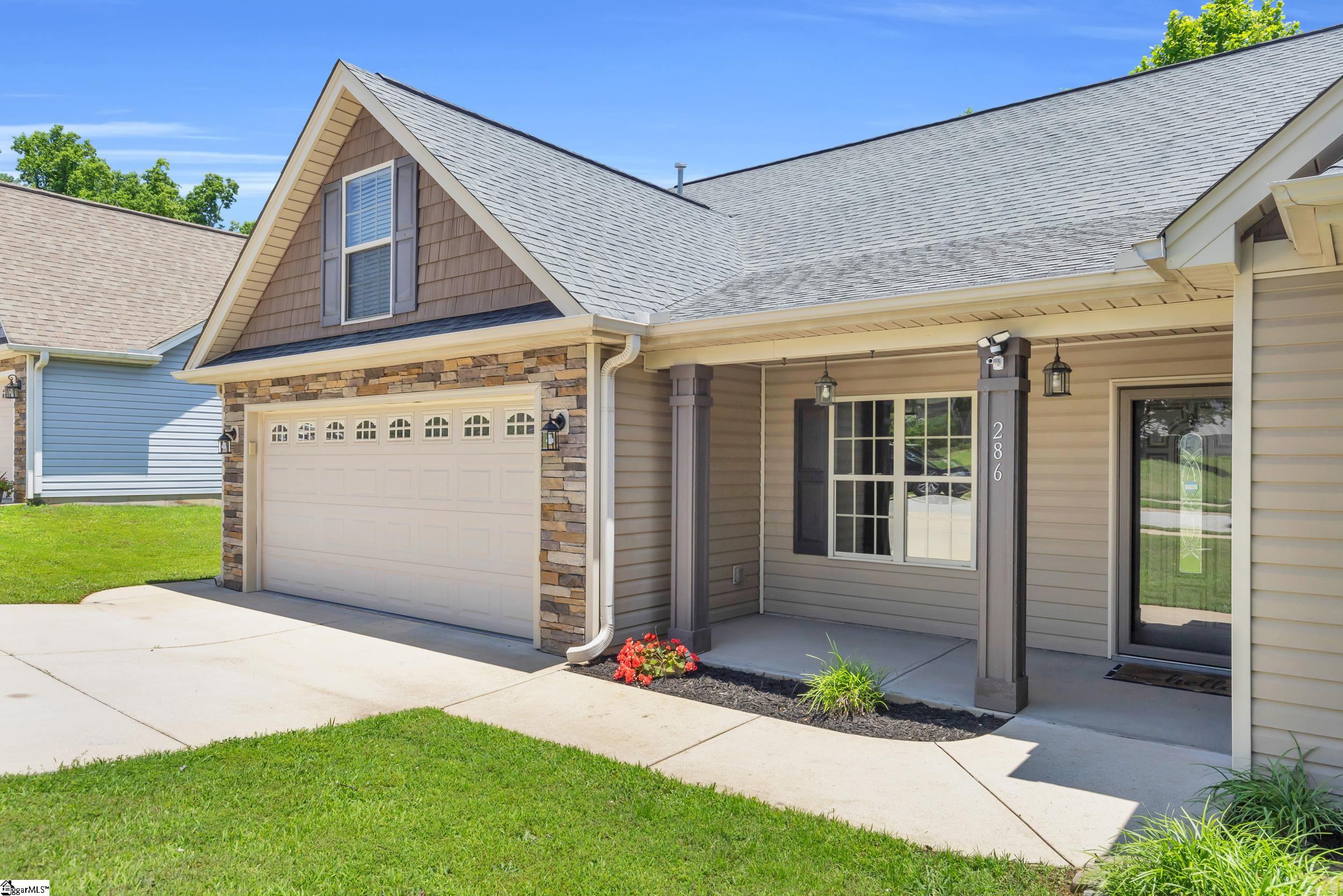 286 Bridgeport Road Boiling Springs, SC 29316
