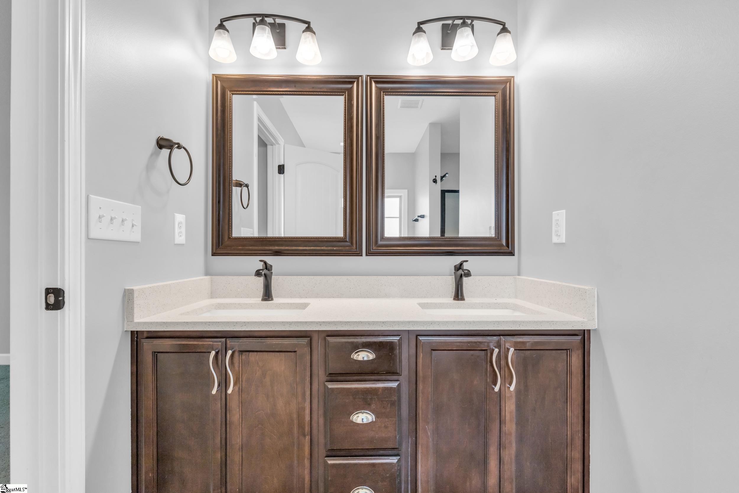 286 Bridgeport Road Boiling Springs, SC 29316