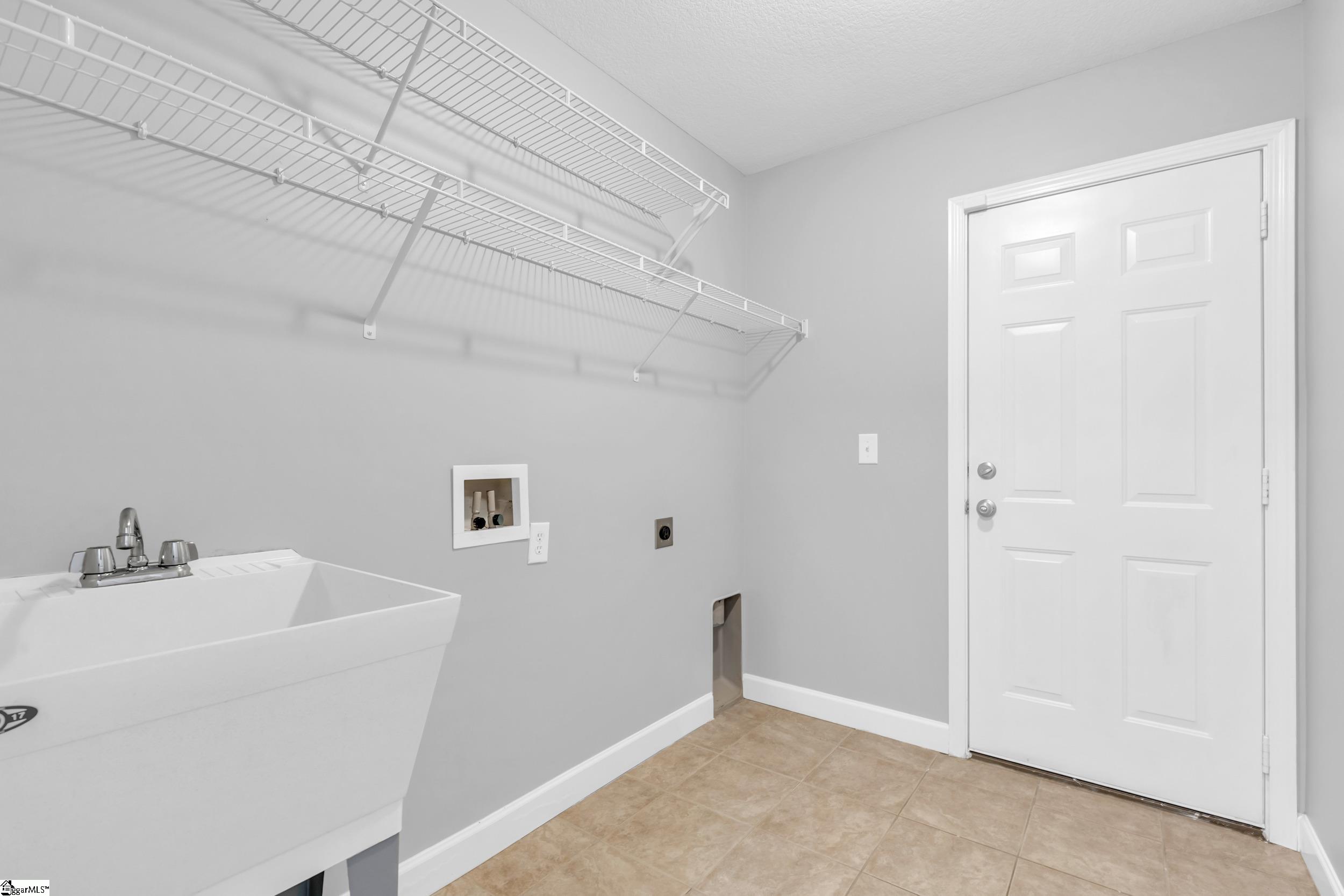 286 Bridgeport Road Boiling Springs, SC 29316