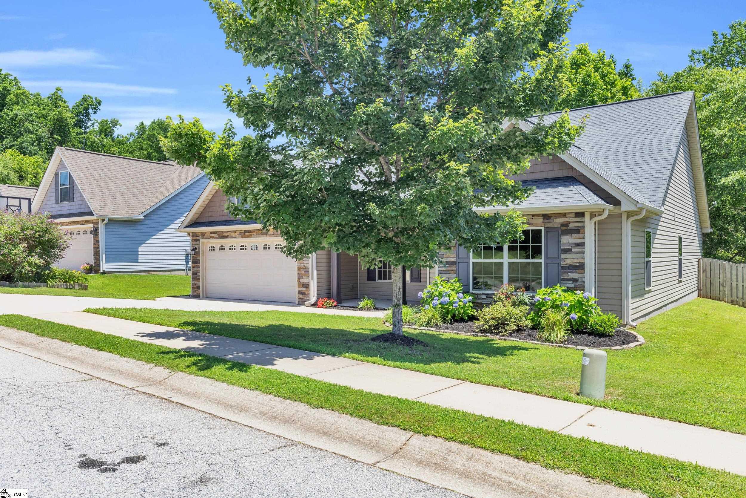 286 Bridgeport Road Boiling Springs, SC 29316
