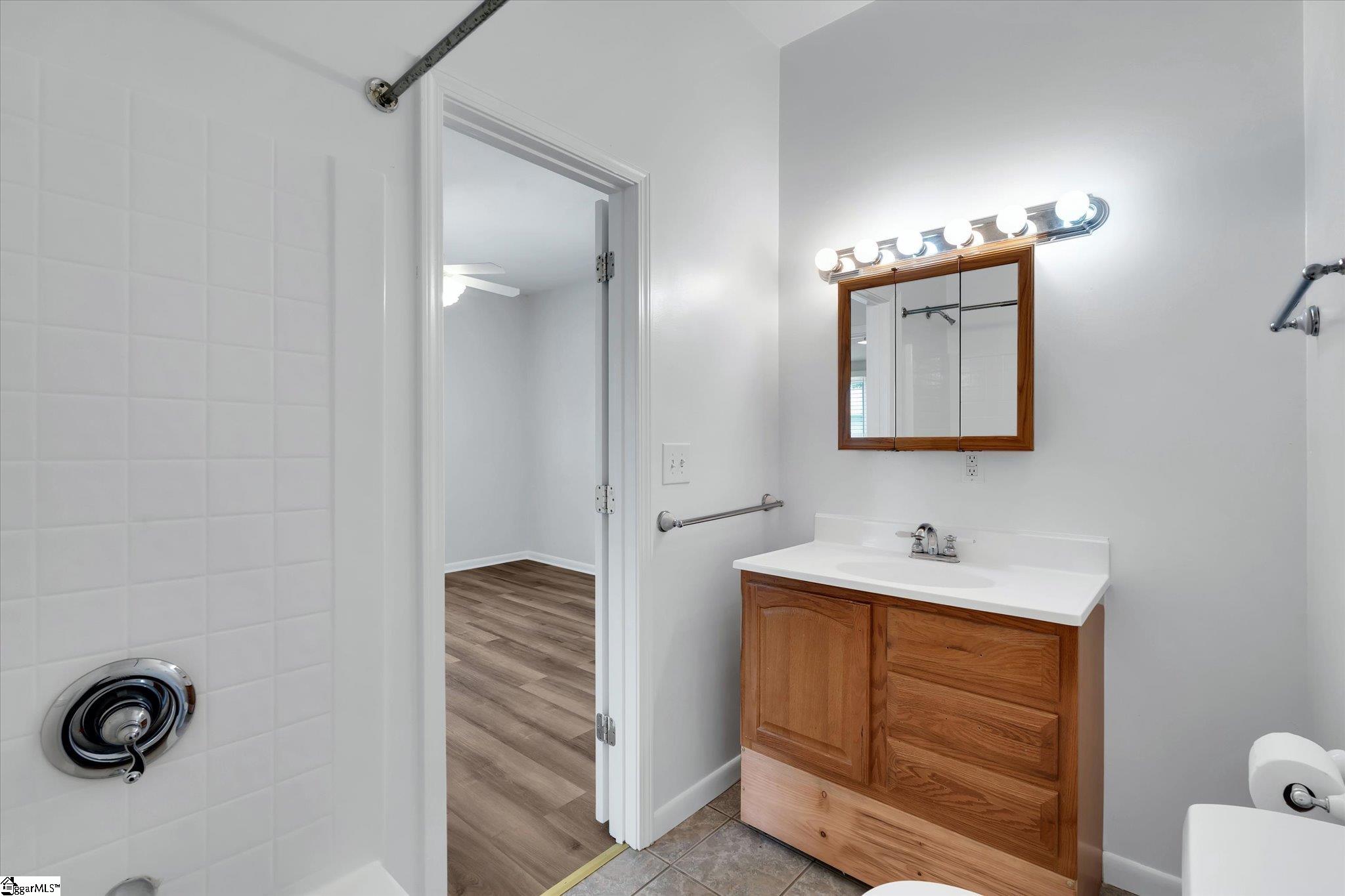 16 Lee Street Liberty, SC 29657-1304