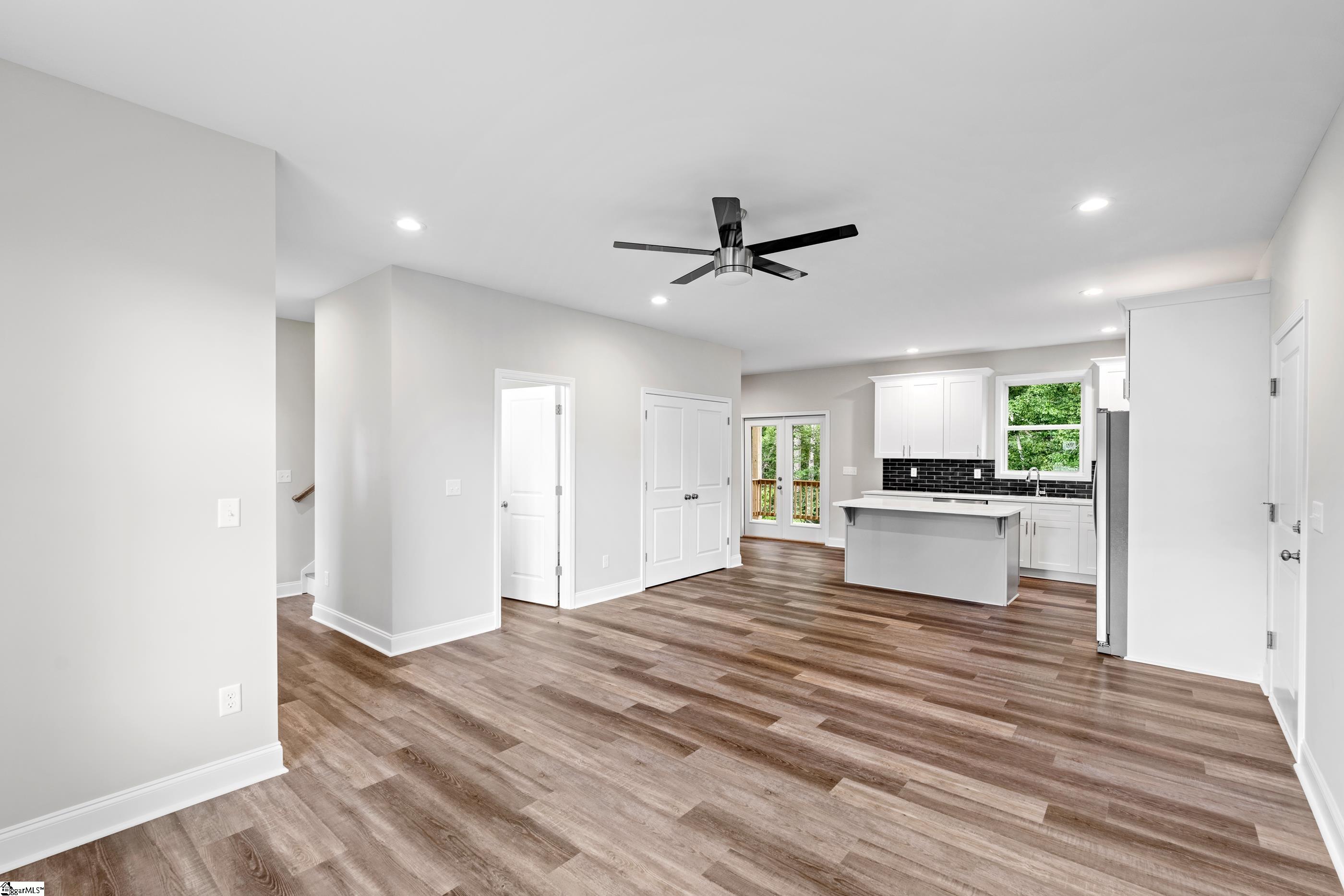 709 Rockcliff Street Greenville, SC 29617