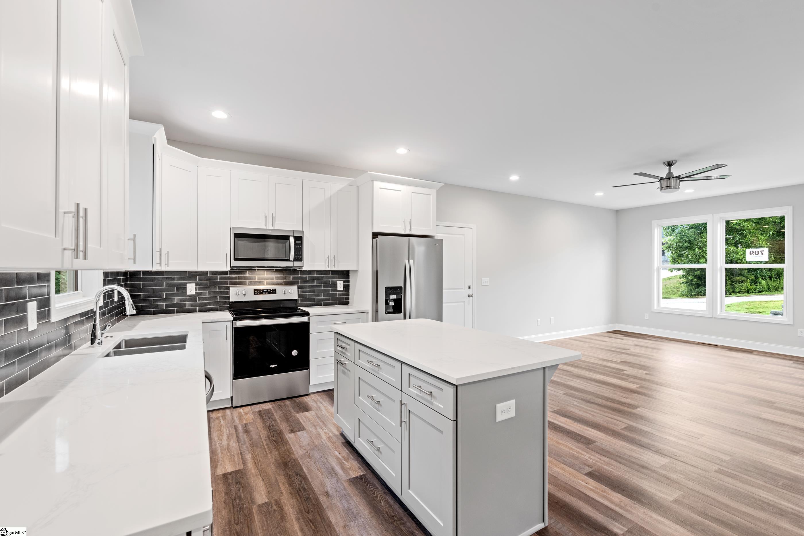709 Rockcliff Street Greenville, SC 29617