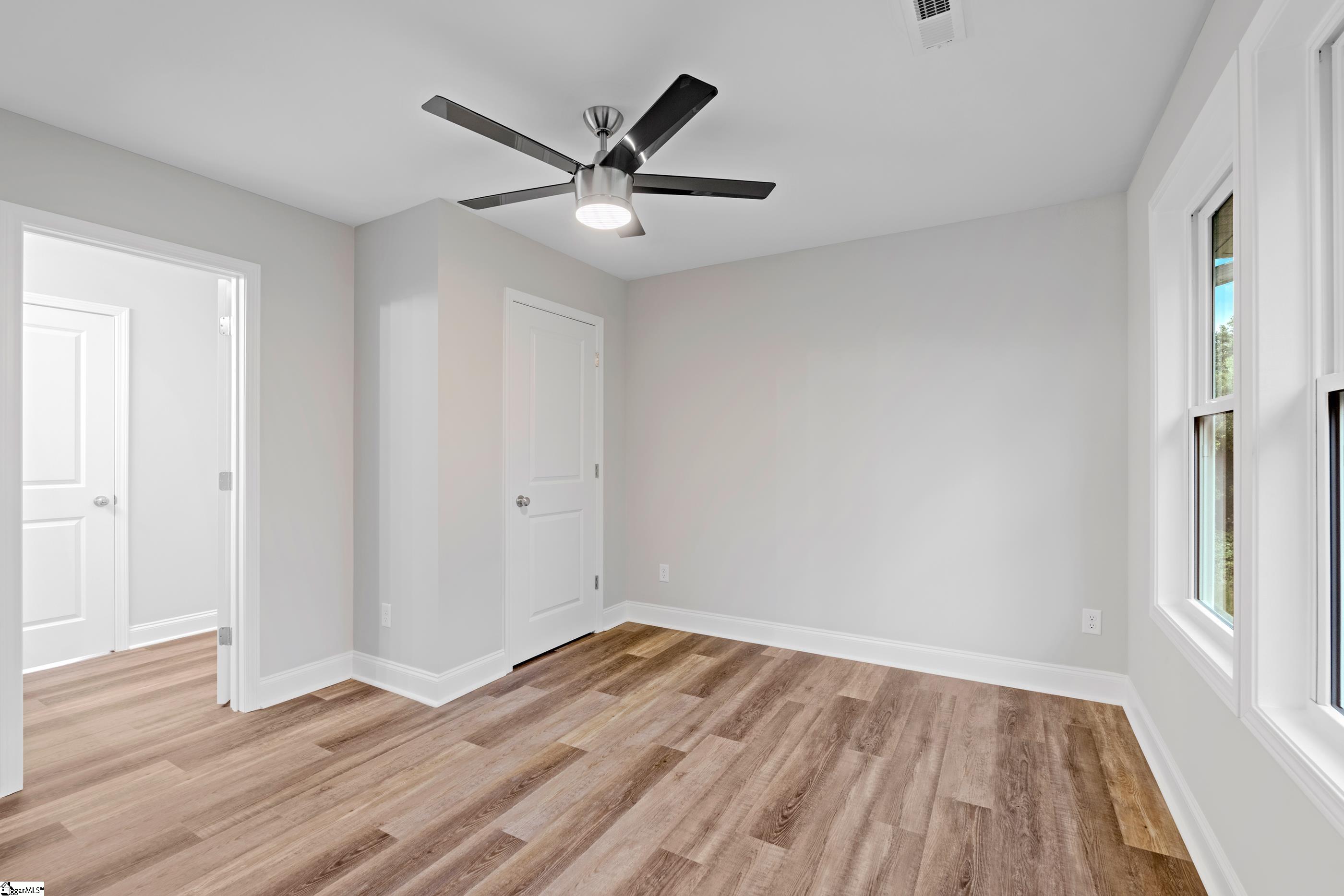 709 Rockcliff Street Greenville, SC 29617