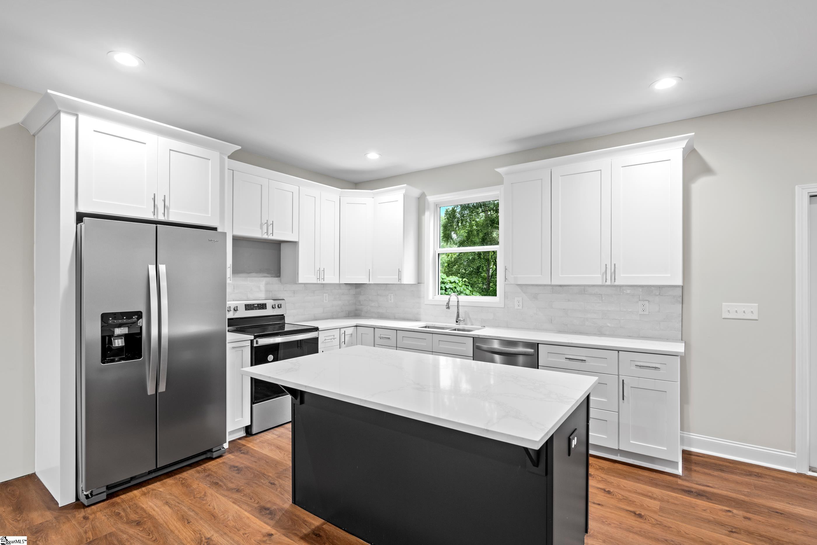 711 Rockcliff Street Greenville, SC 29617