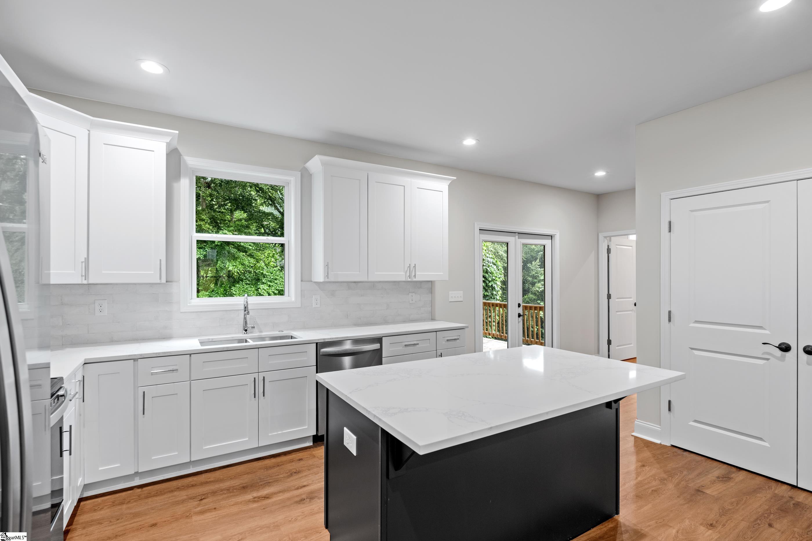 711 Rockcliff Street Greenville, SC 29617