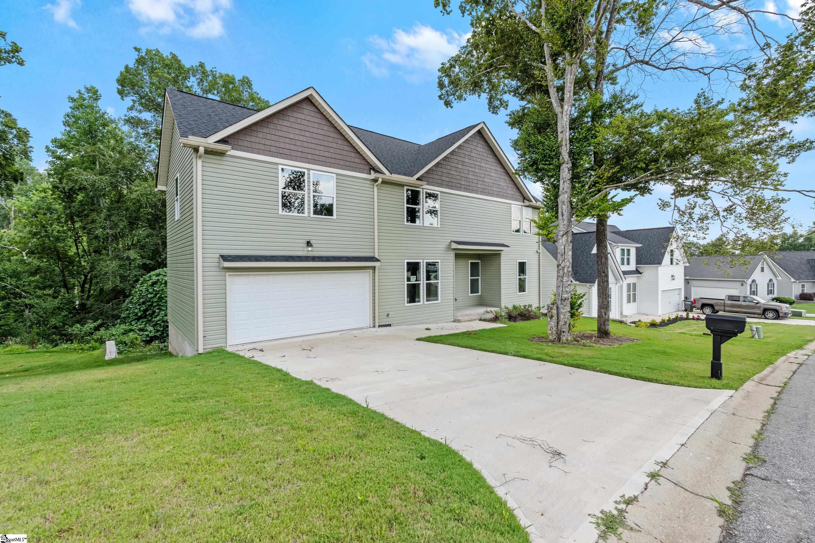 711 Rockcliff Street Greenville, SC 29617