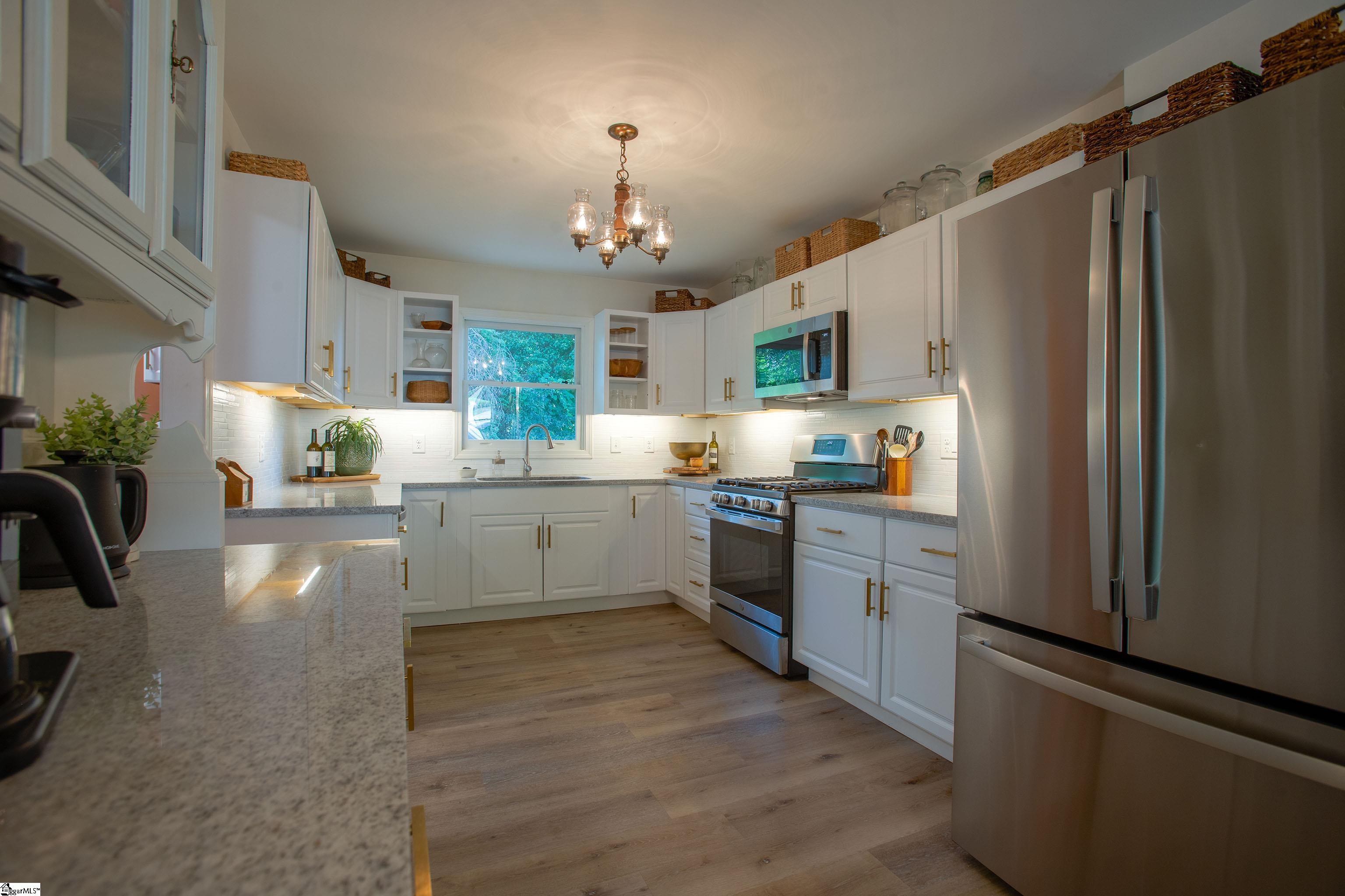34 Pickens Drive Liberty, SC 29657-1131