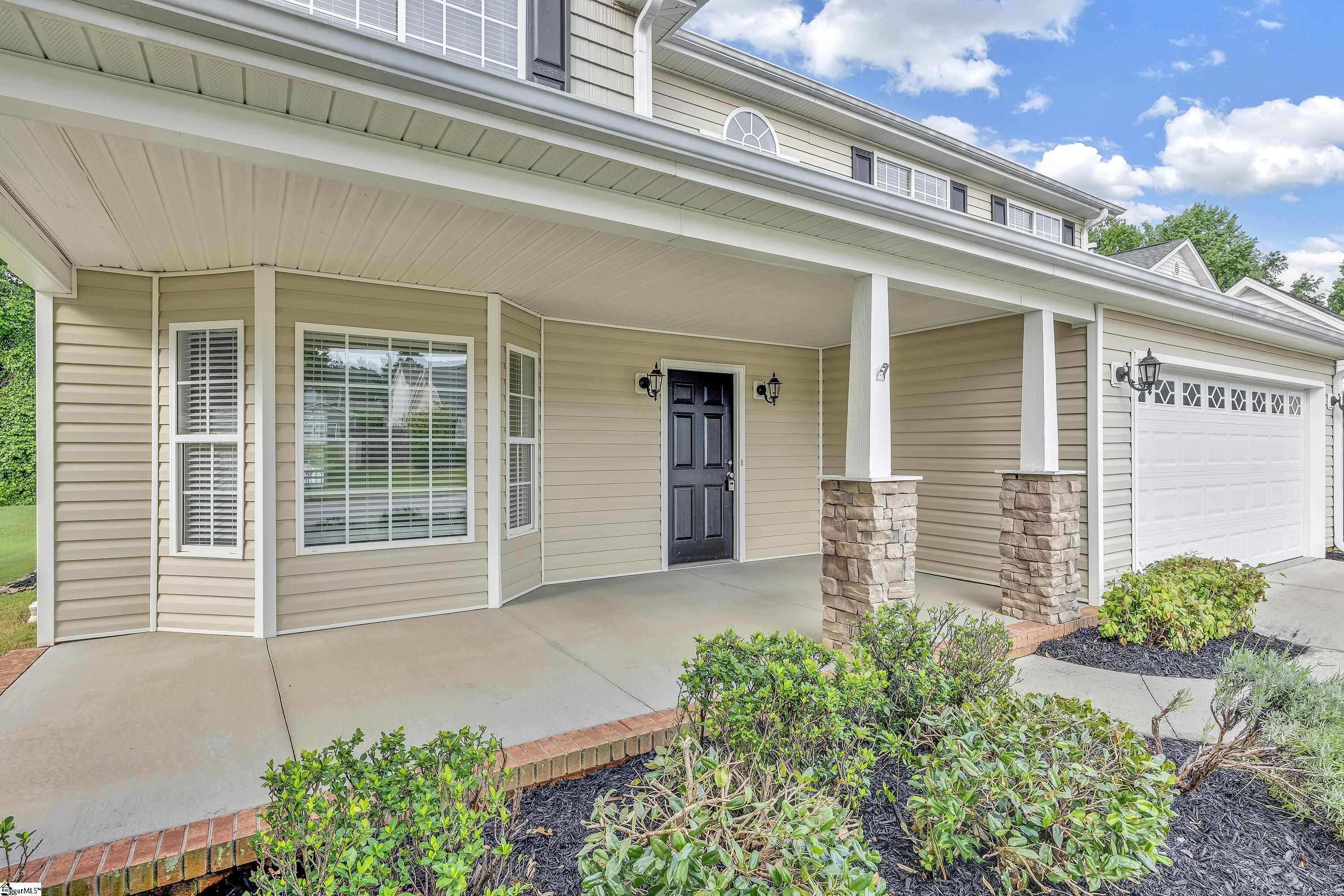 23 Whitethorn Lane Greenville, SC 29607