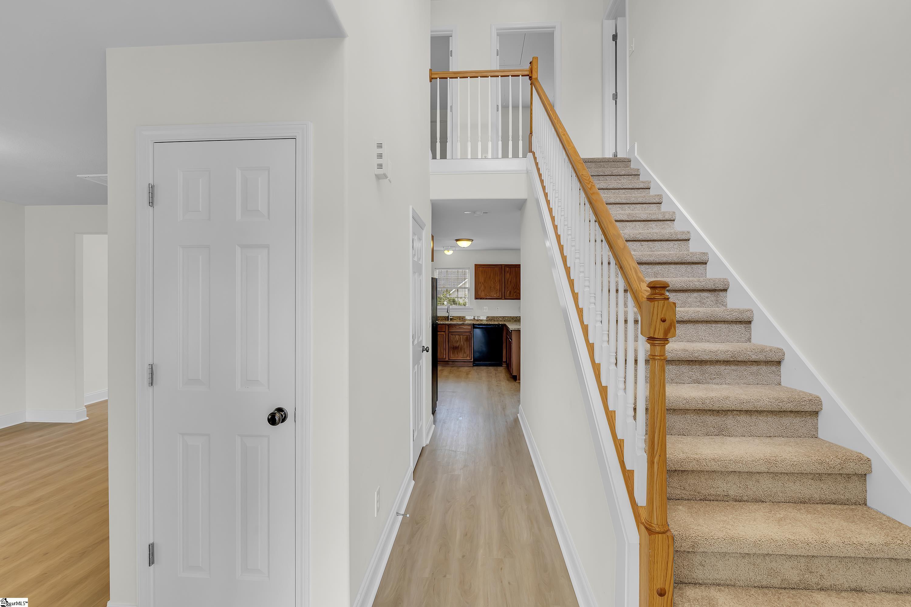 23 Whitethorn Lane Greenville, SC 29607