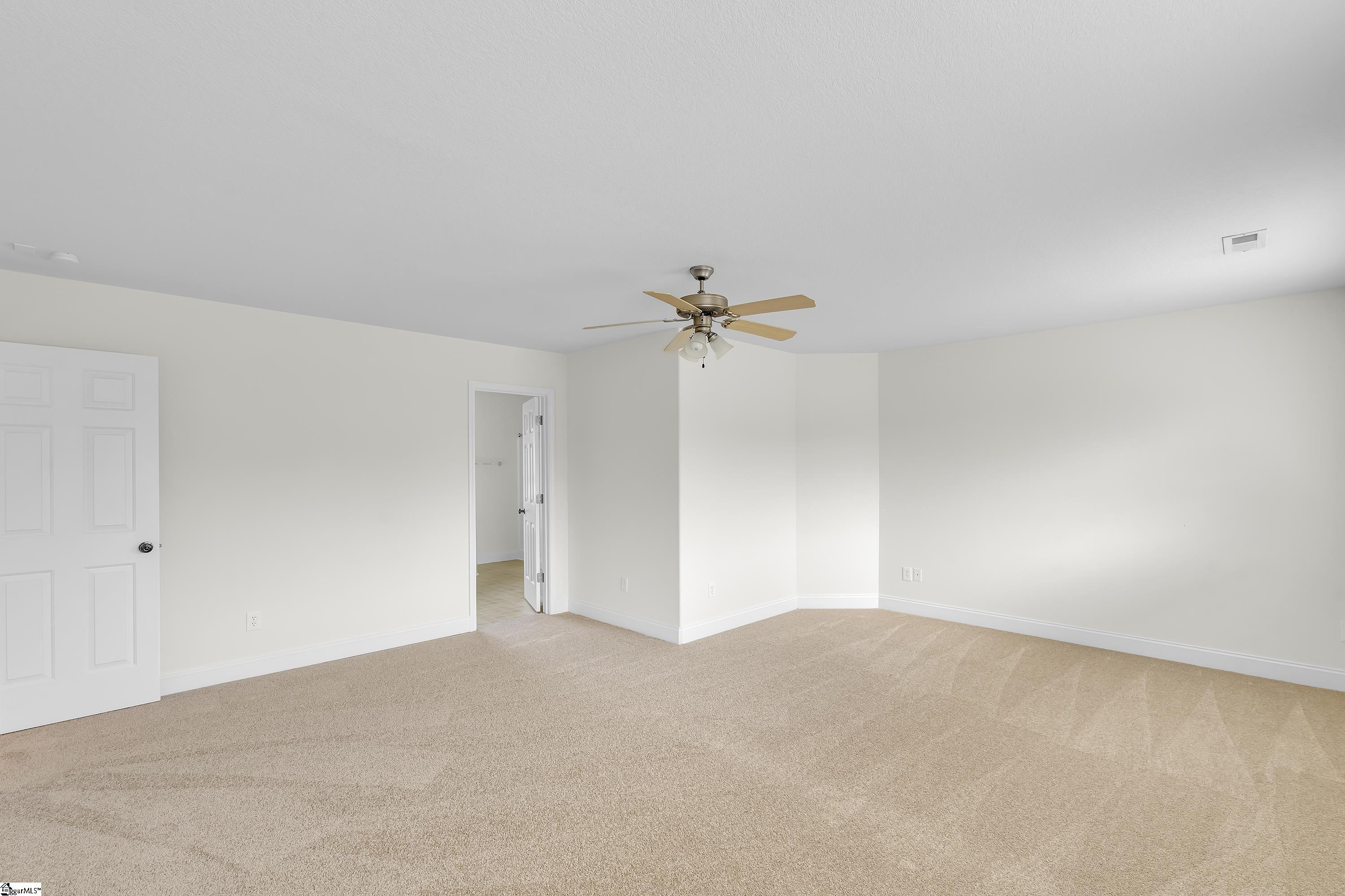 23 Whitethorn Lane Greenville, SC 29607