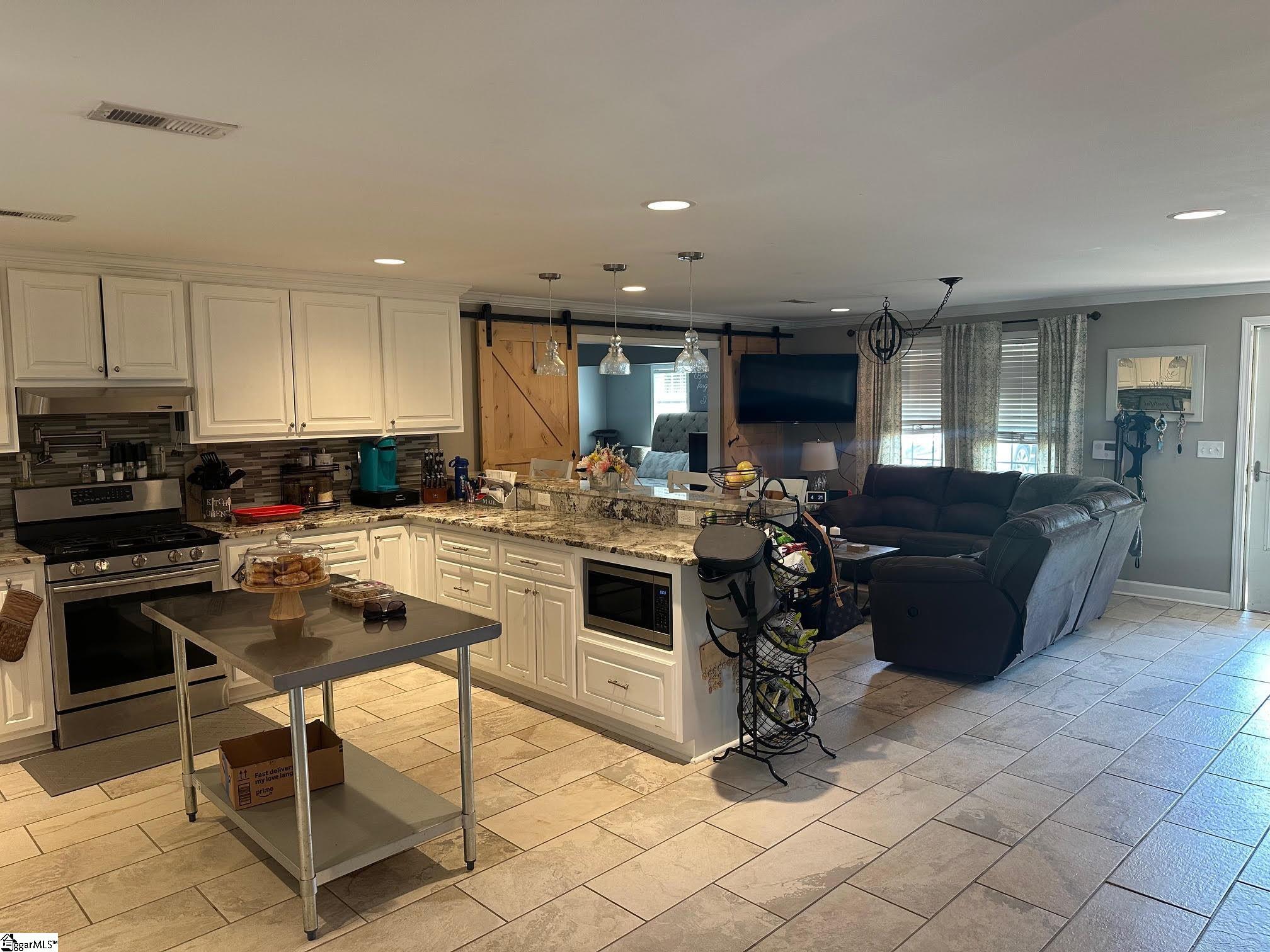 4729 S Church Street Roebuck, SC 29376