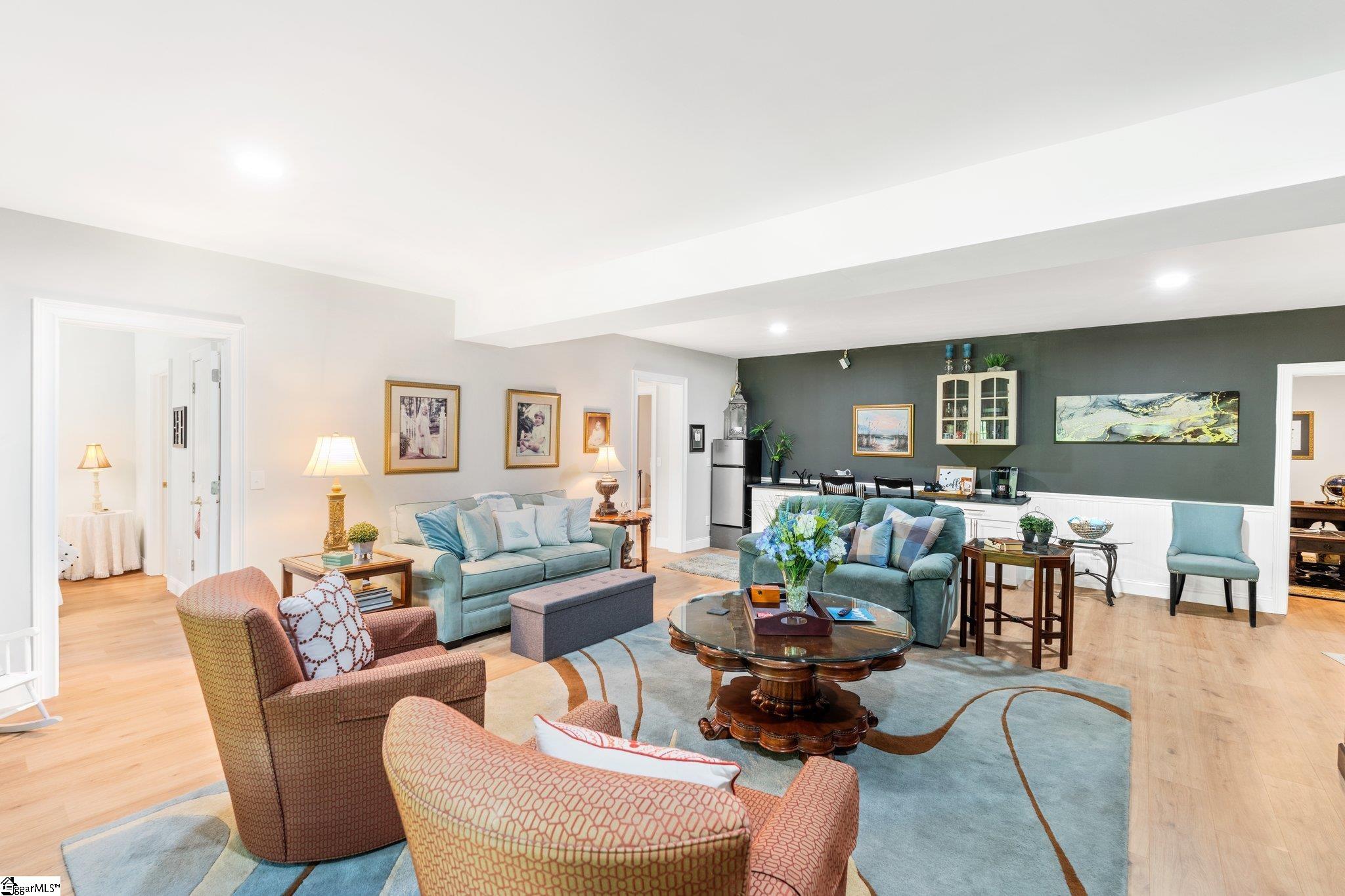 5 French Country Place Greenville, SC 29609