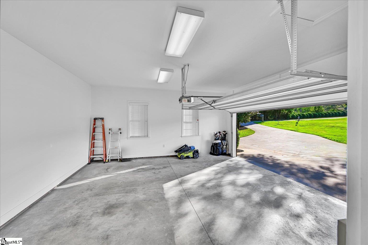 215 Killarney Way Easley, SC 29642