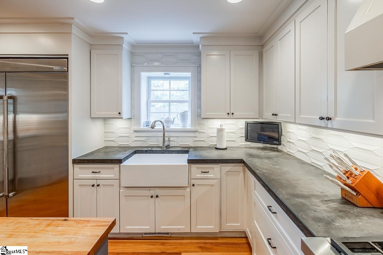 103 Cureton Street Greenville, SC 29605