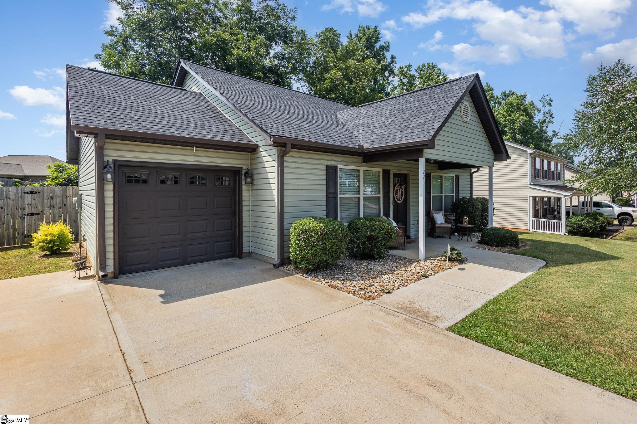 221 Basswood Drive Roebuck, SC 29376