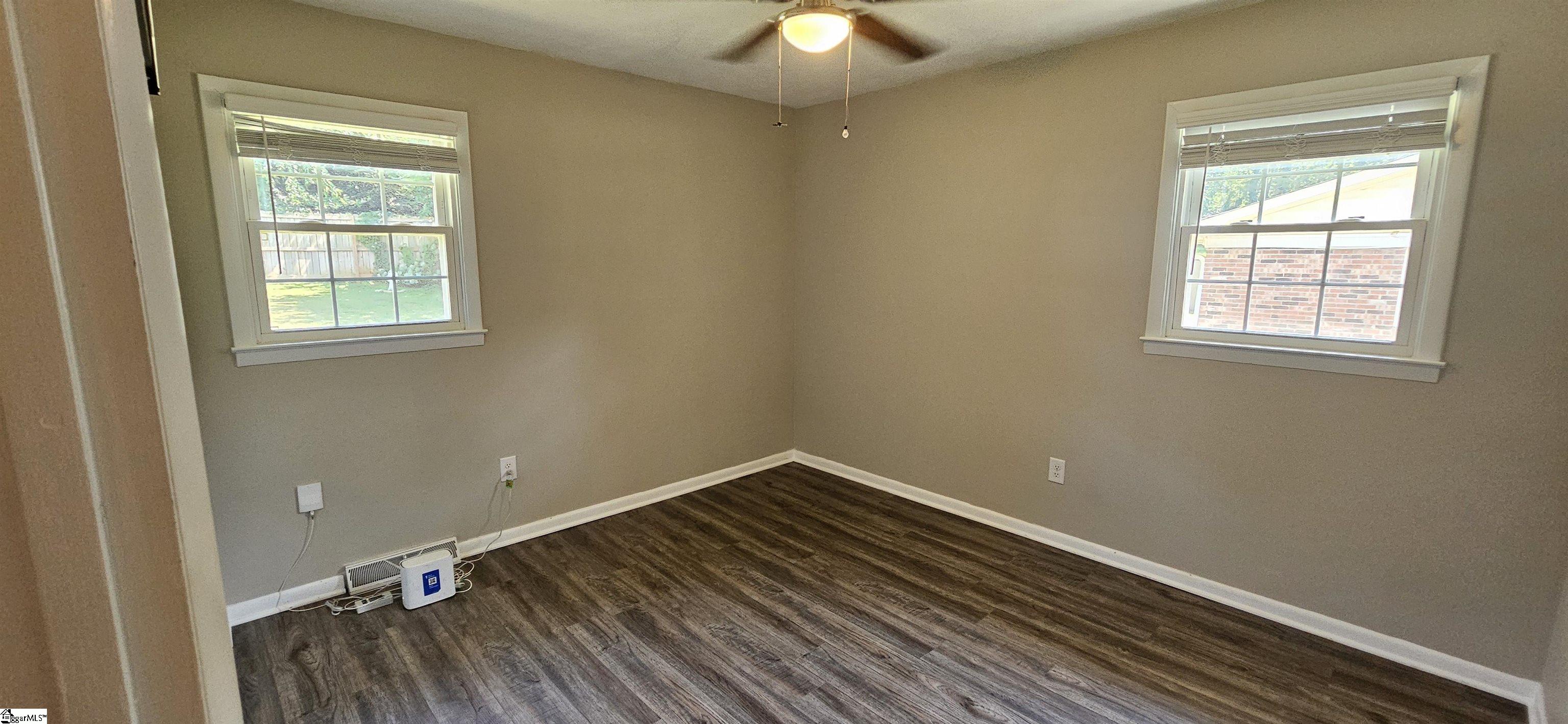 500 Sherwood Drive Seneca, SC 29678