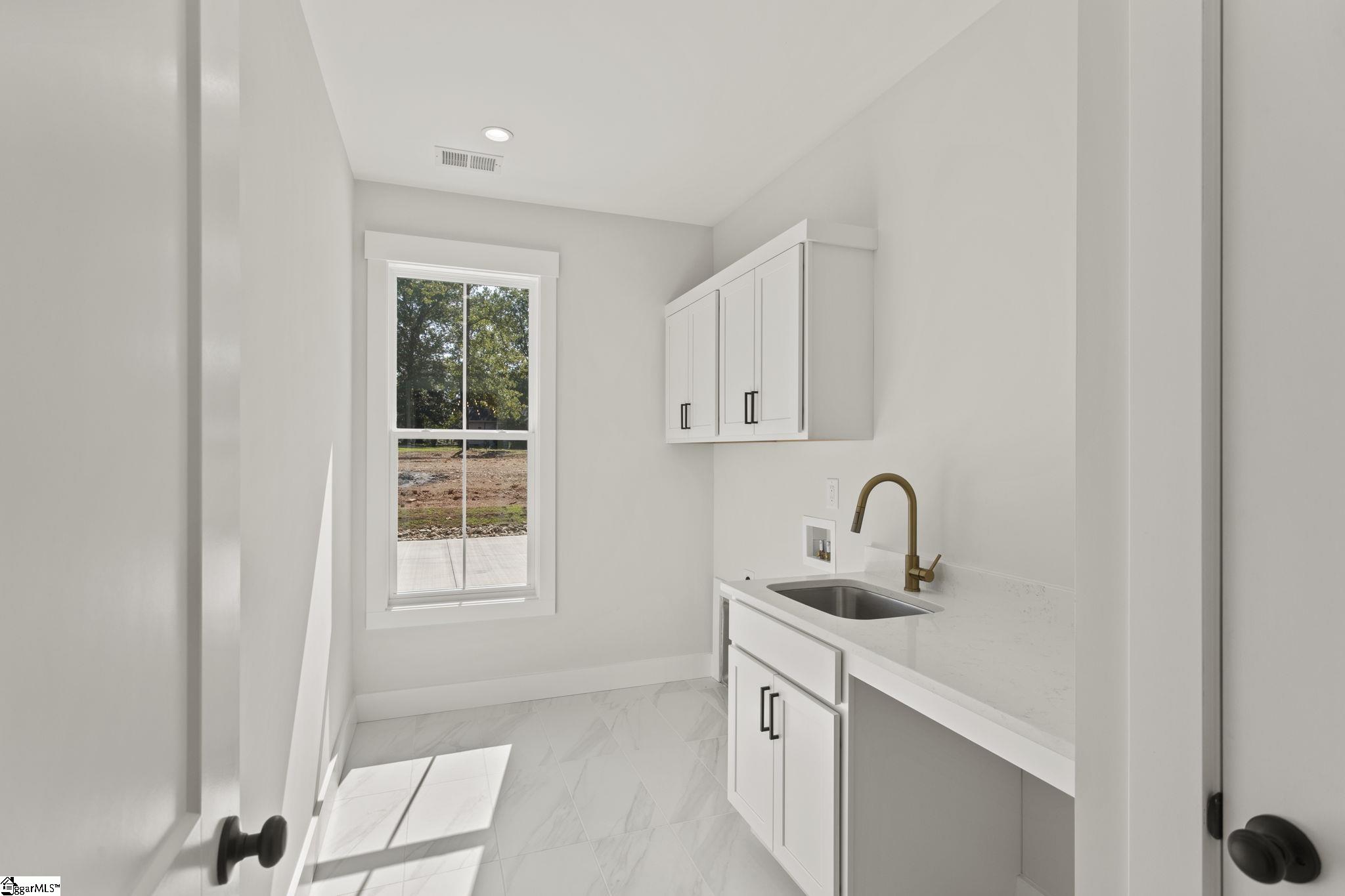 50 Waldrop Road Taylors, SC 29687