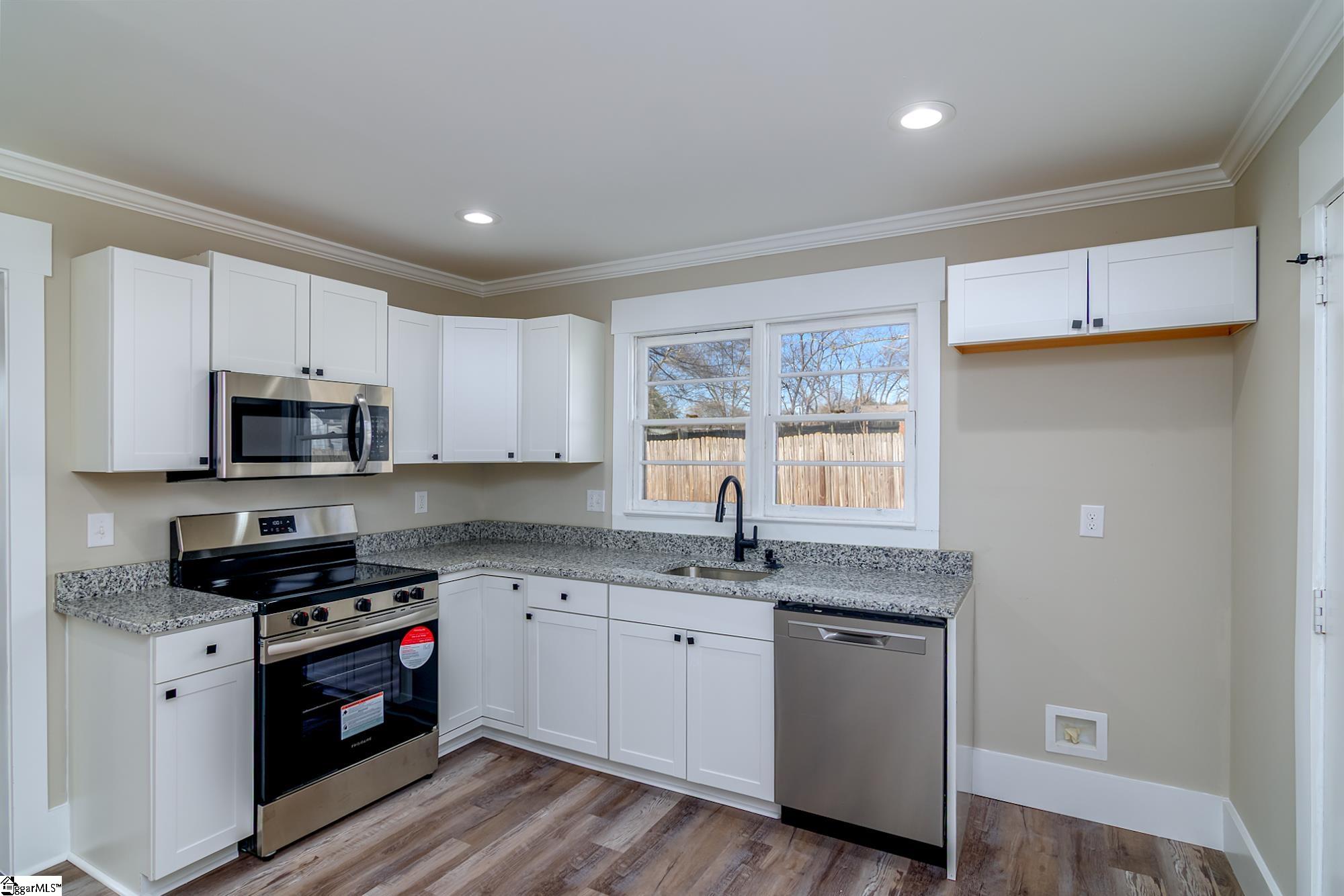 49 Tuskegee Avenue Greenville, SC 29607