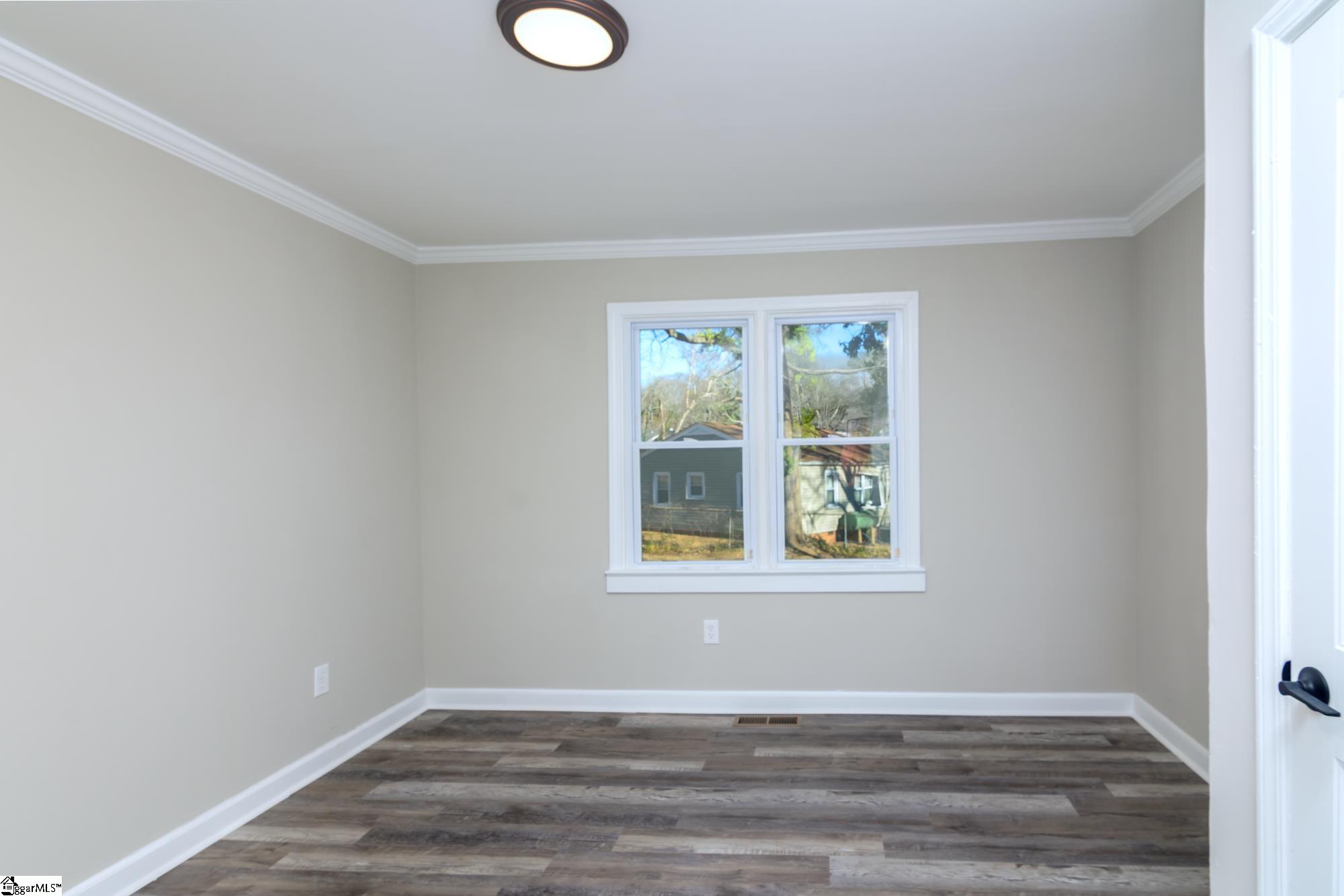 49 Tuskegee Avenue Greenville, SC 29607