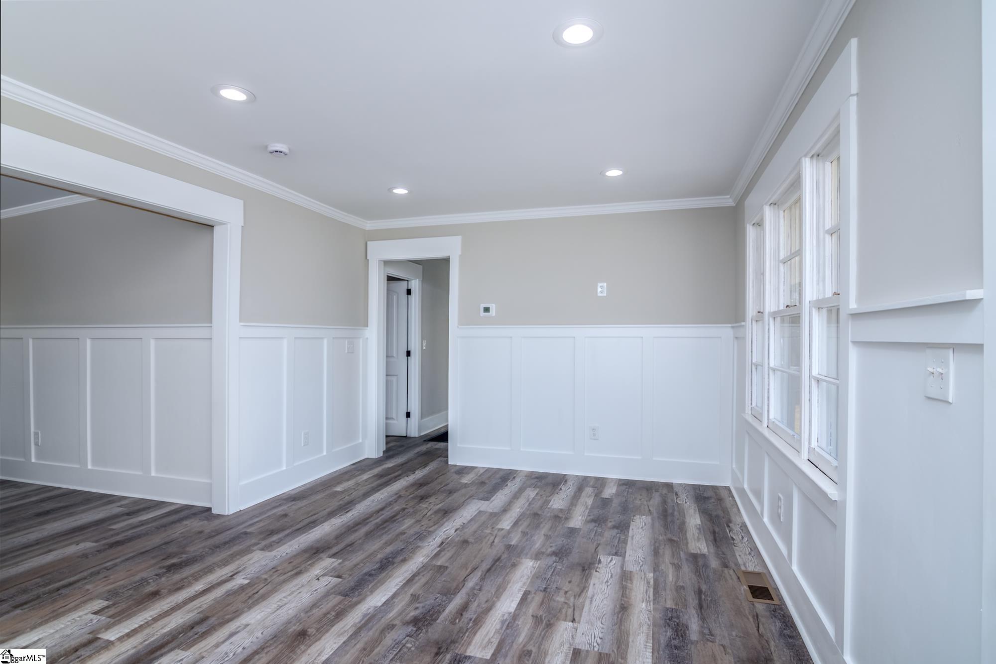 49 Tuskegee Avenue Greenville, SC 29607