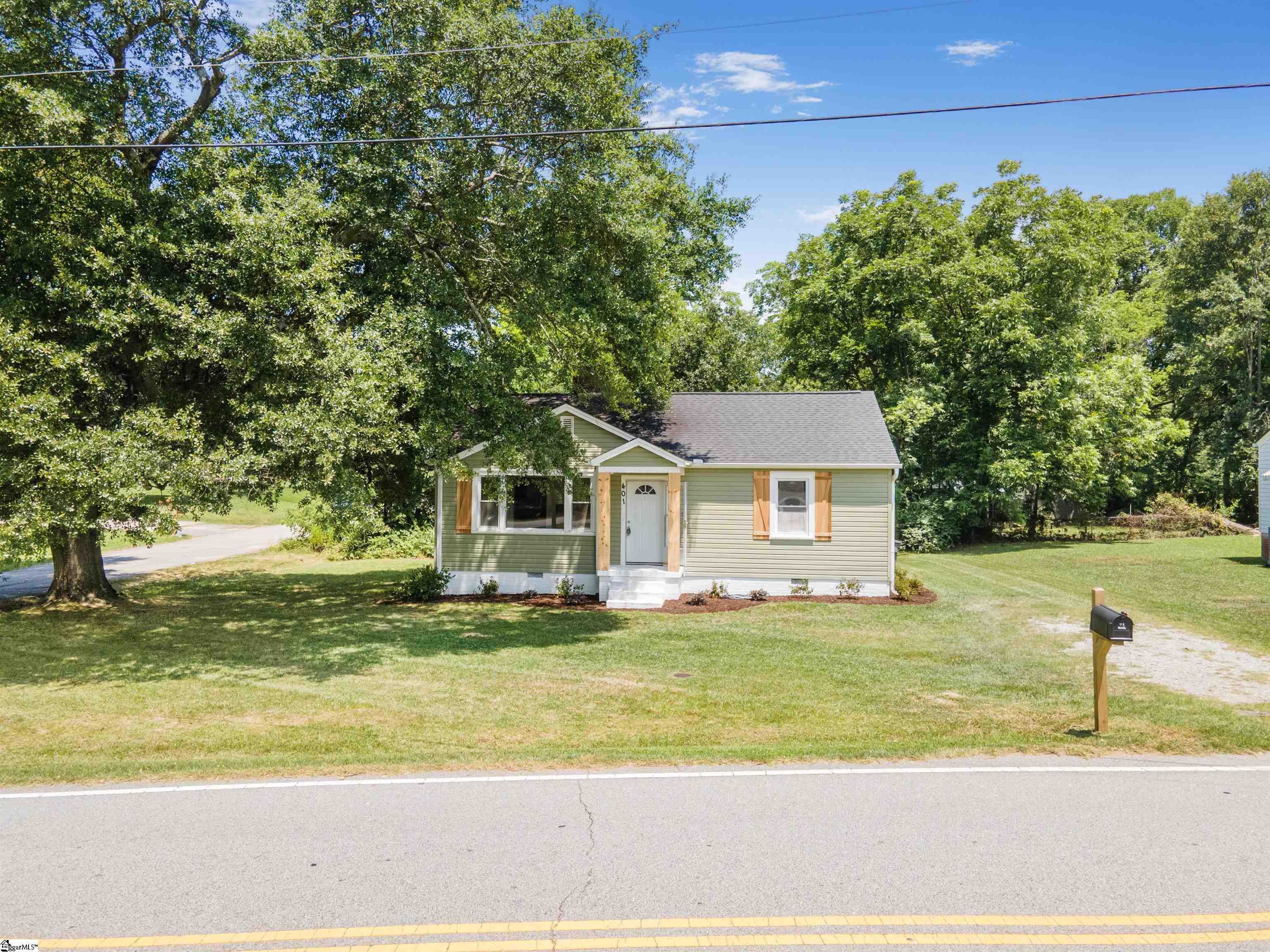 401 Welcome Avenue Greenville, SC 29611