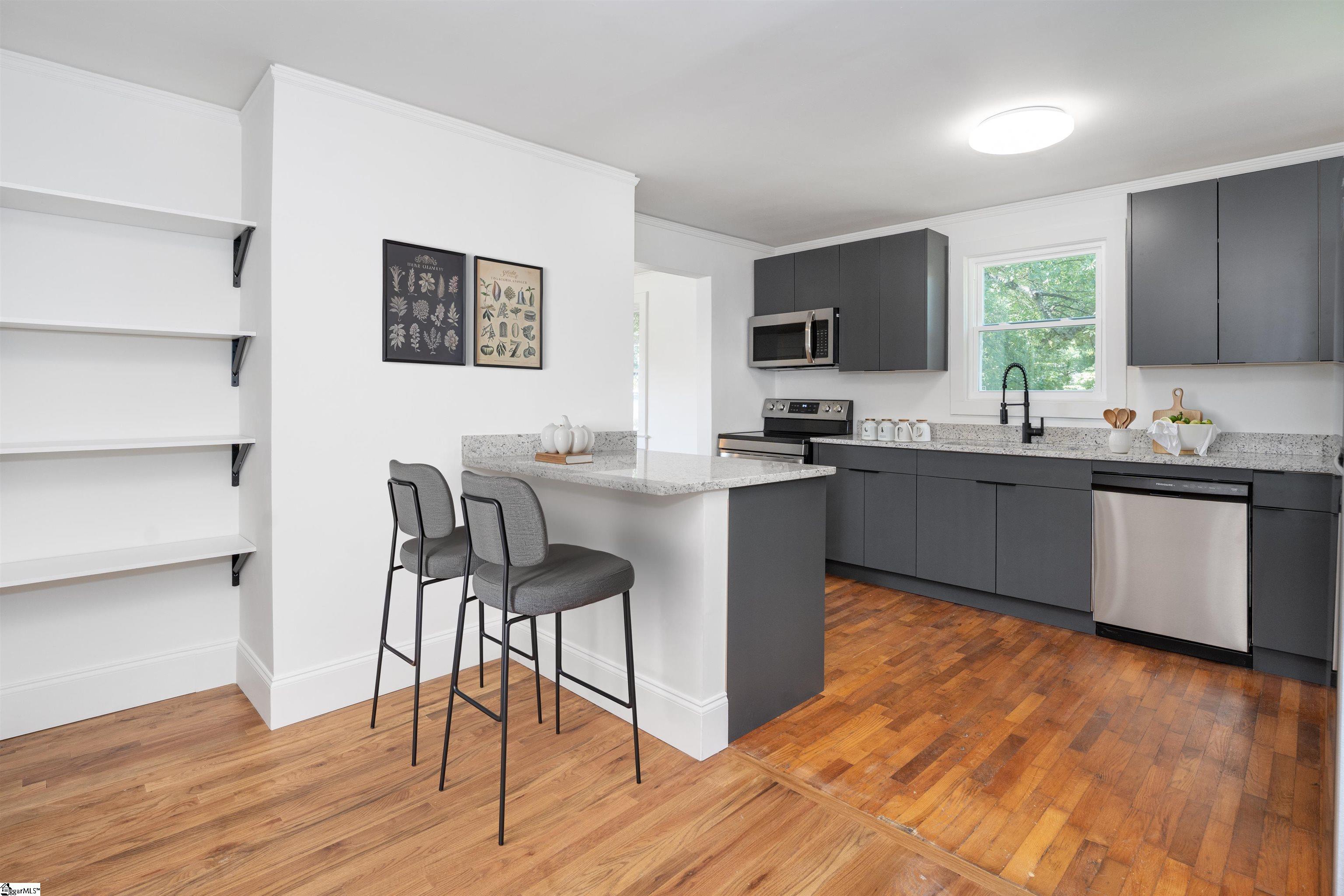 401 Welcome Avenue Greenville, SC 29611