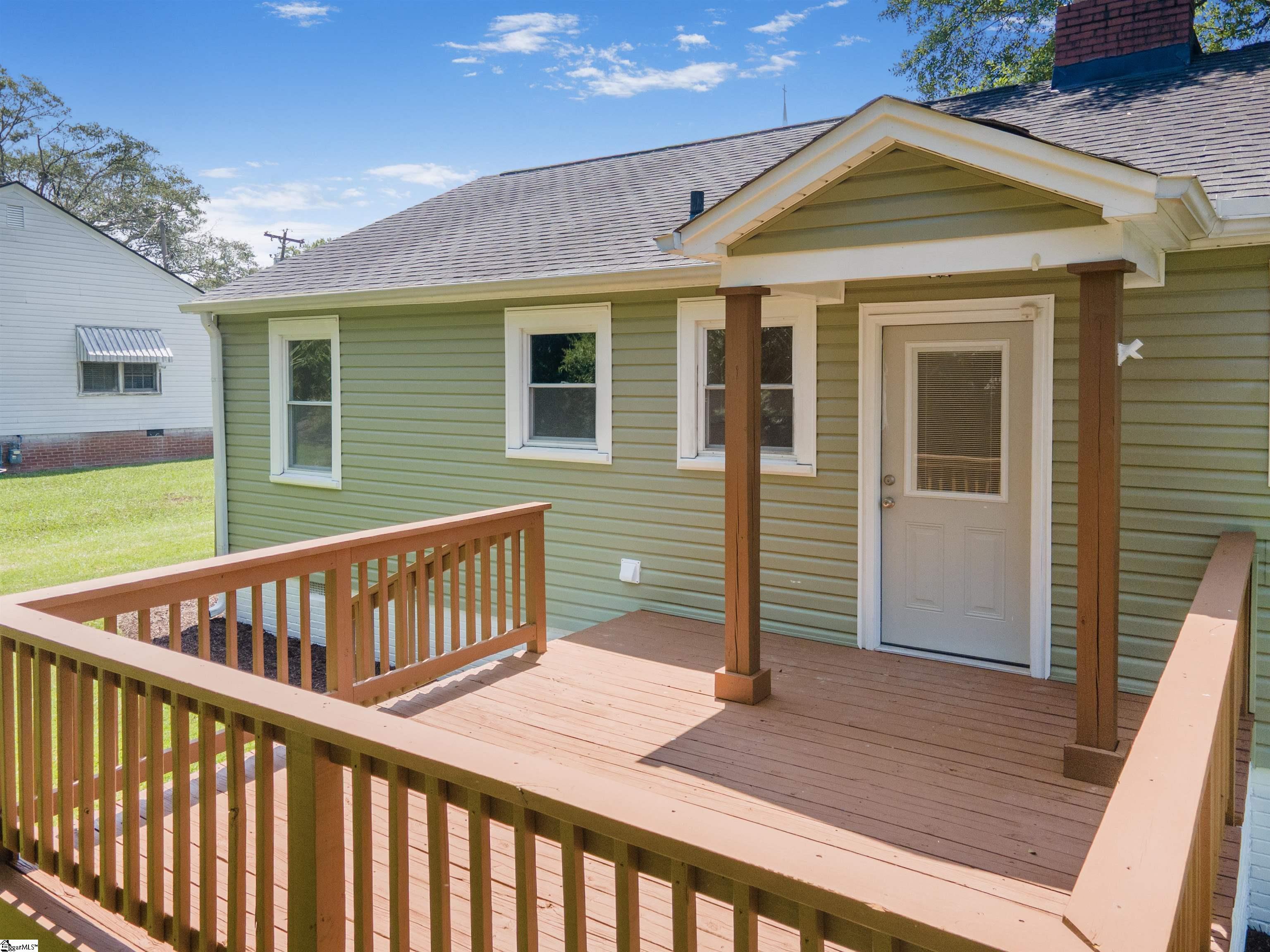 401 Welcome Avenue Greenville, SC 29611